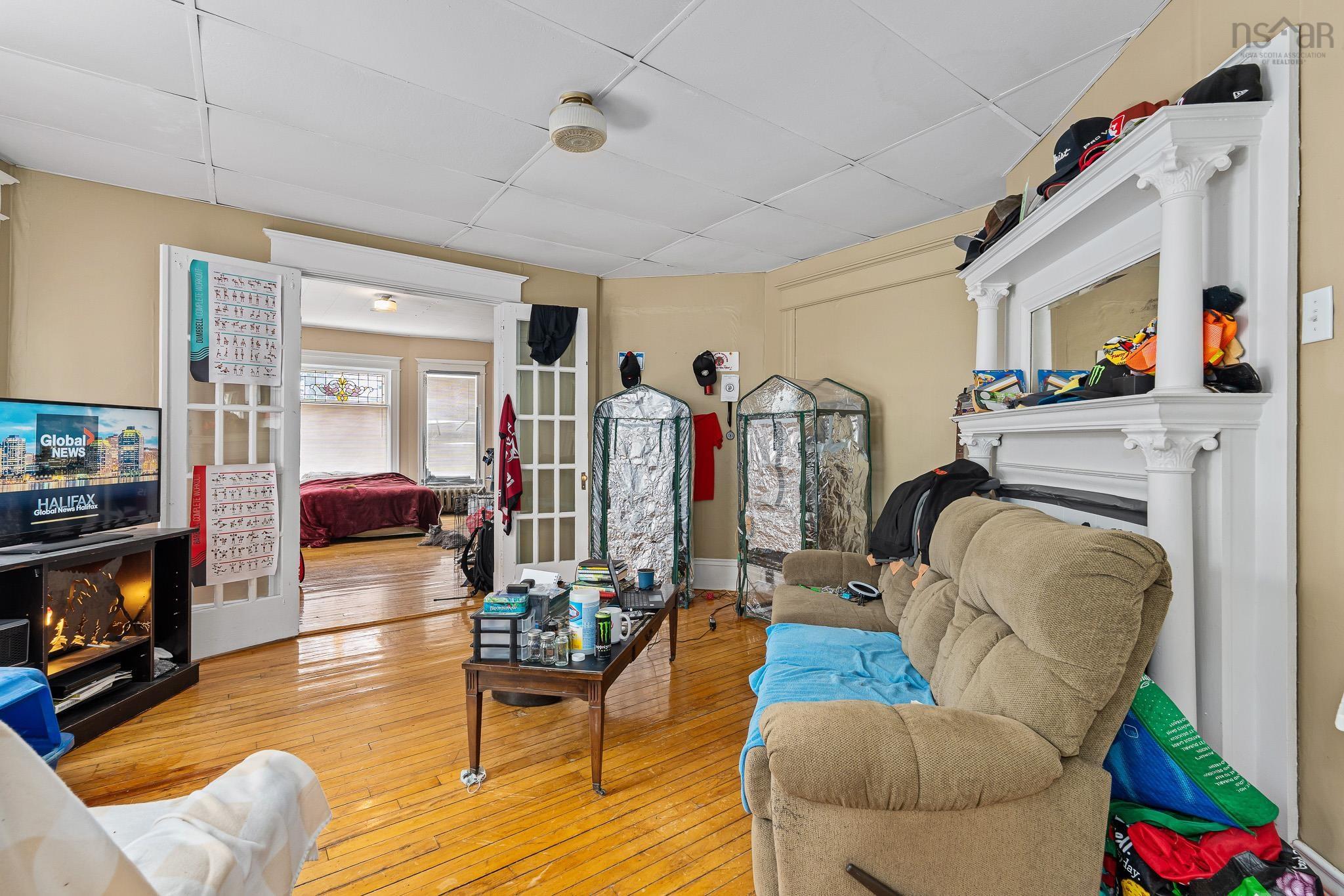 $319,000.00: 105 Park Street, Stellarton