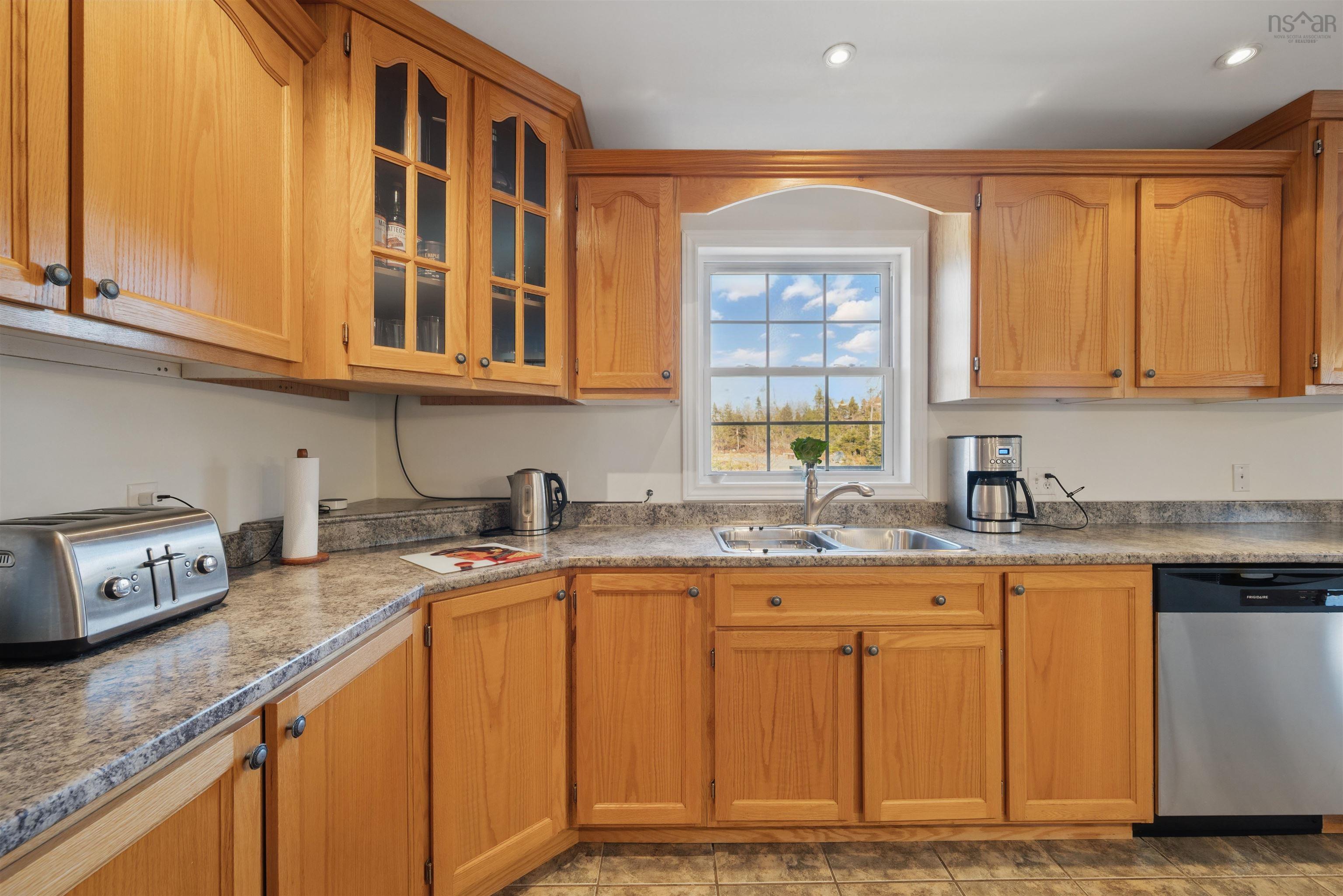 $765,000.00: 297 Leslie Road, East Lawrencetown