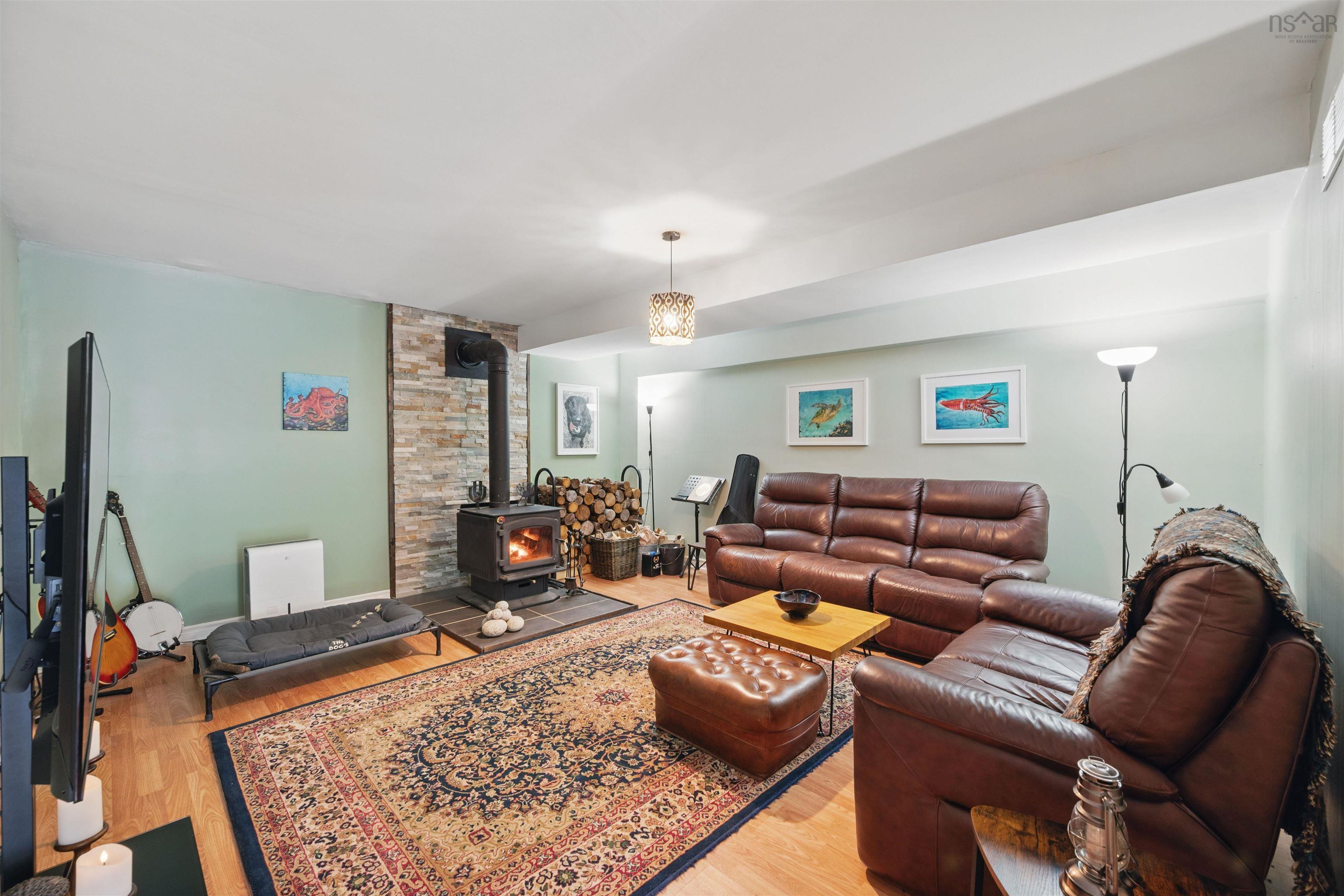 $765,000.00: 297 Leslie Road, East Lawrencetown