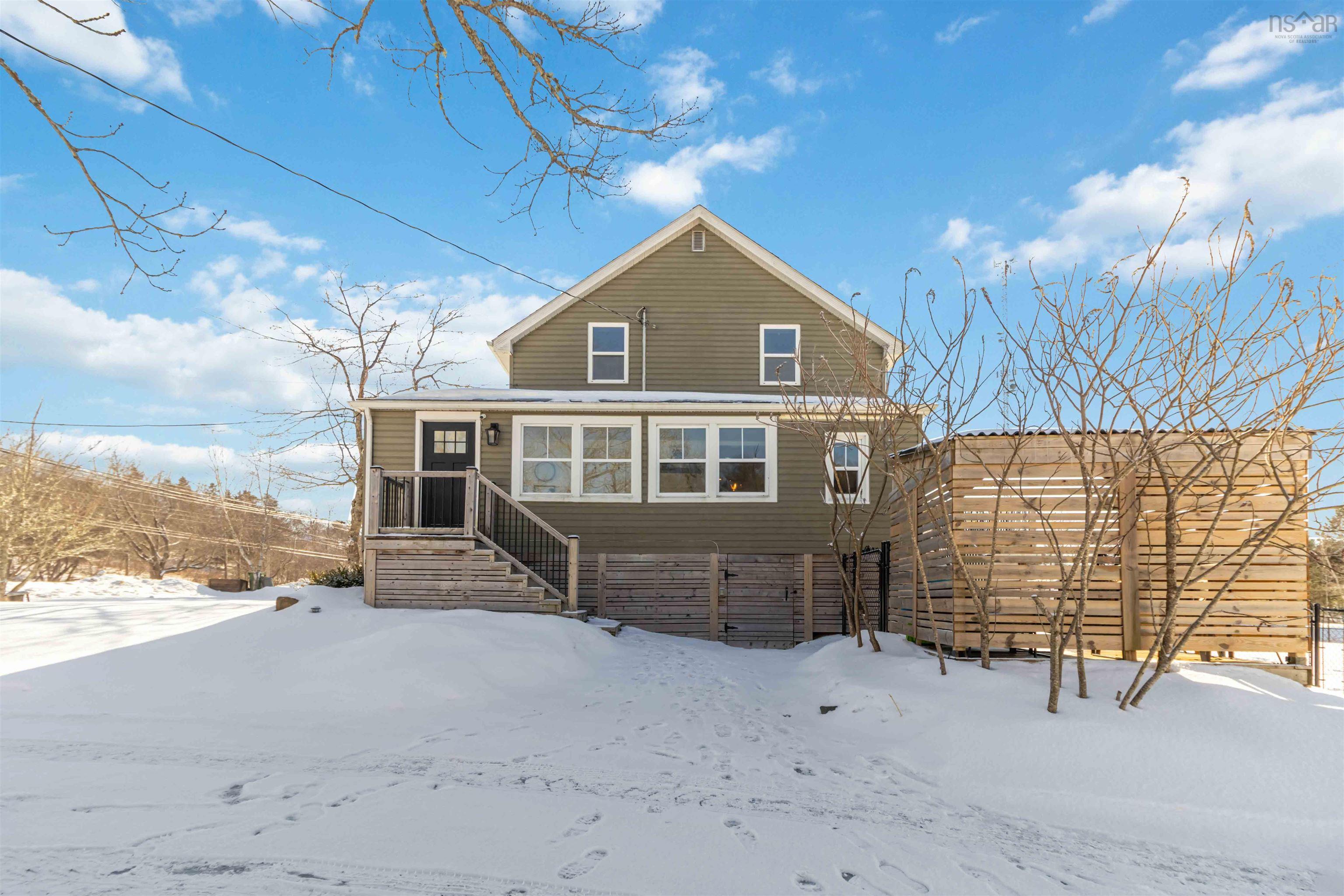 $489,900.00: 2696 Sackville Drive, Upper Sackville