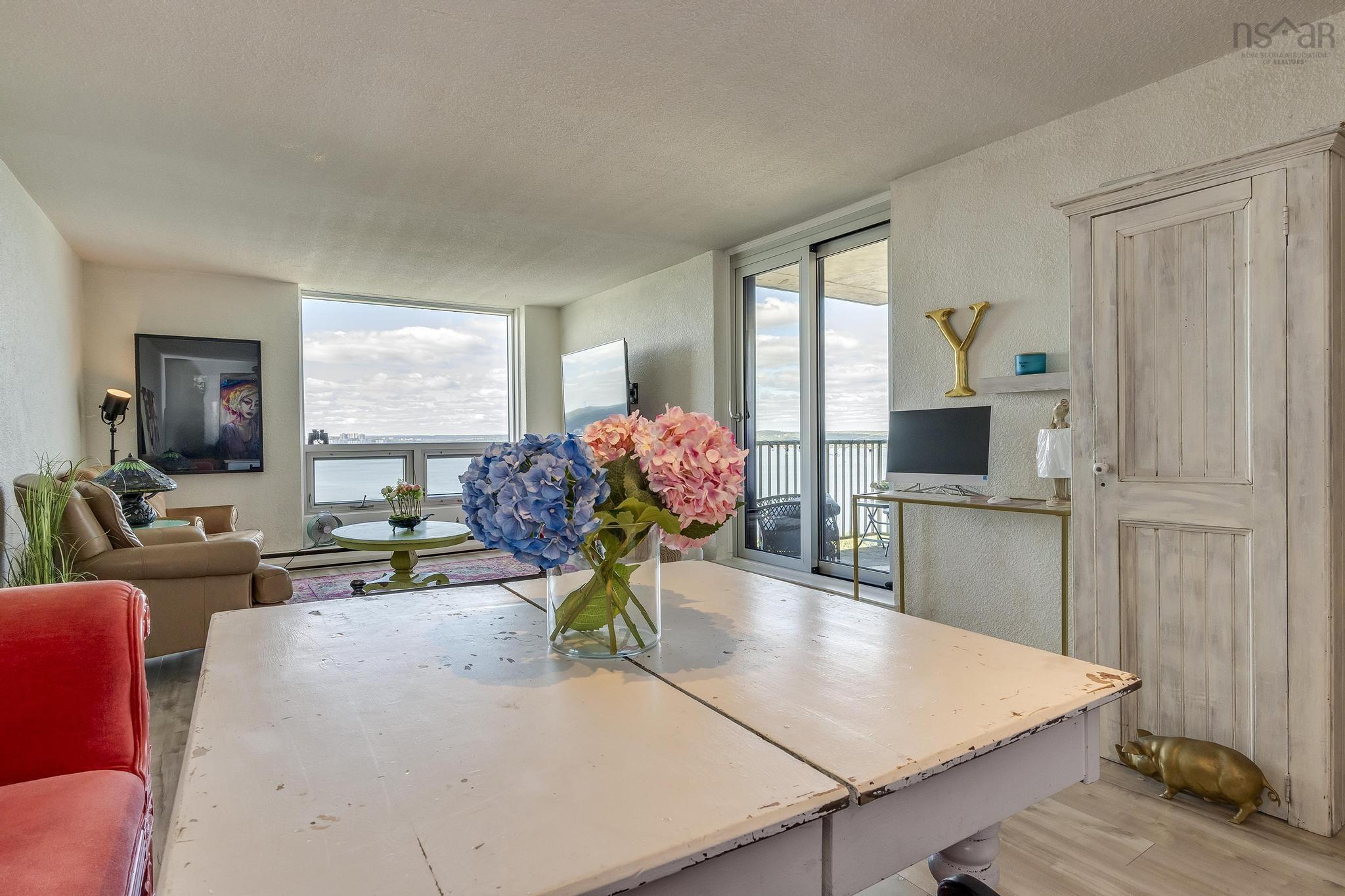 $299,900.00: 1209 5572 North Ridge Road, Halifax