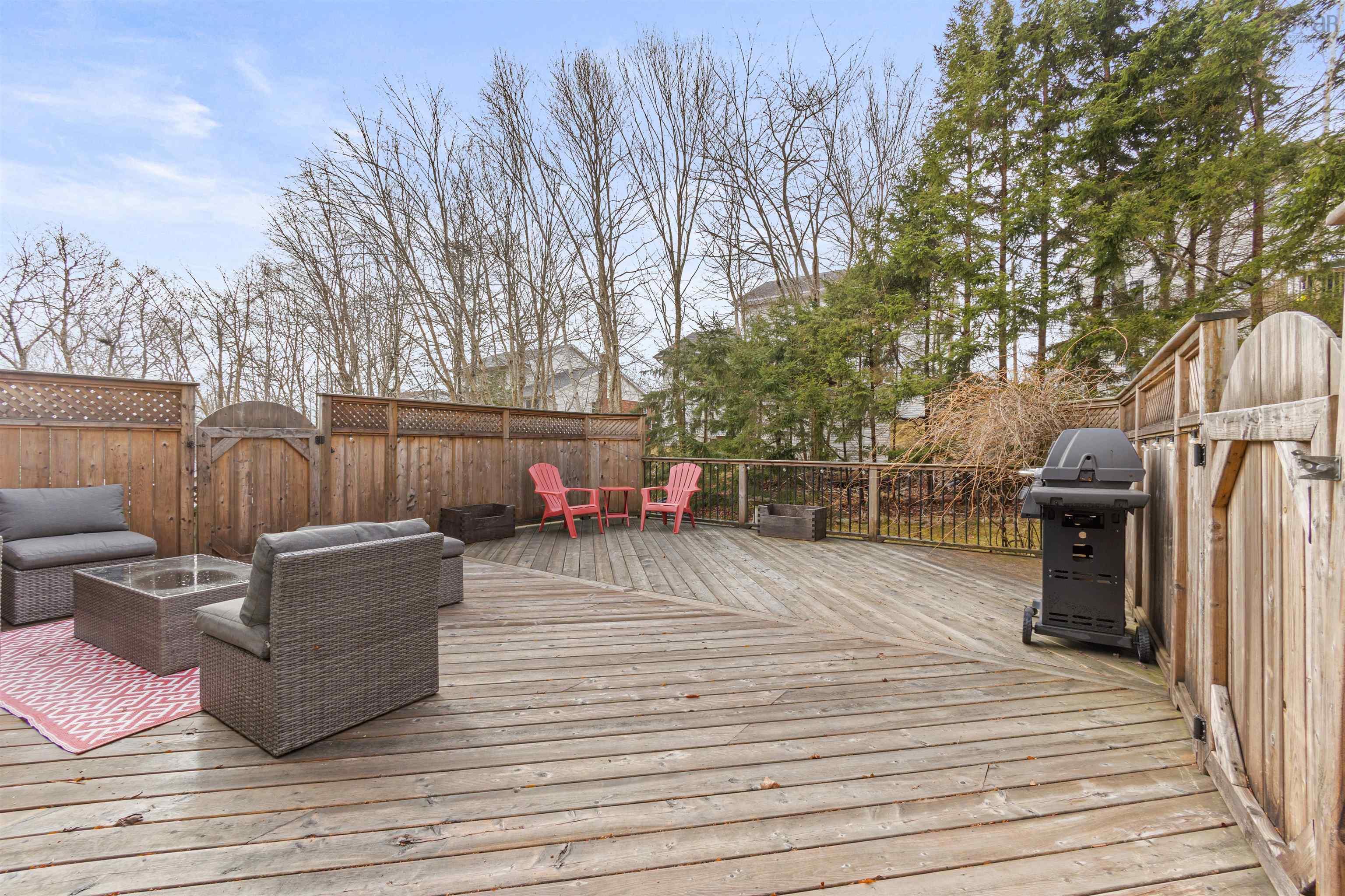 $685,000.00: 123 Crestwood Place, Colby Village