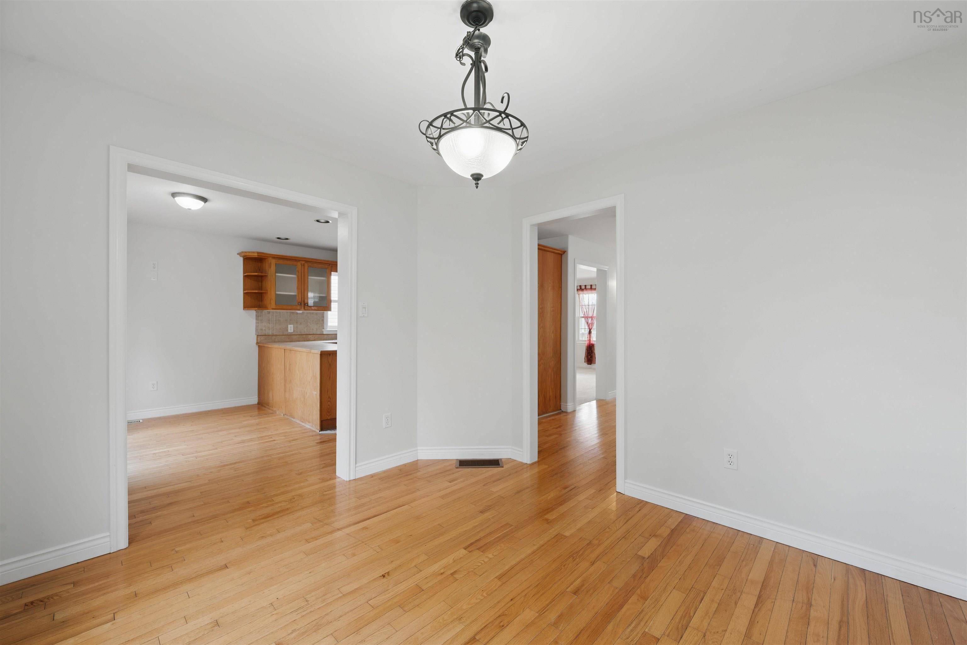 $679,900.00: 17 Roxham Close, Halifax