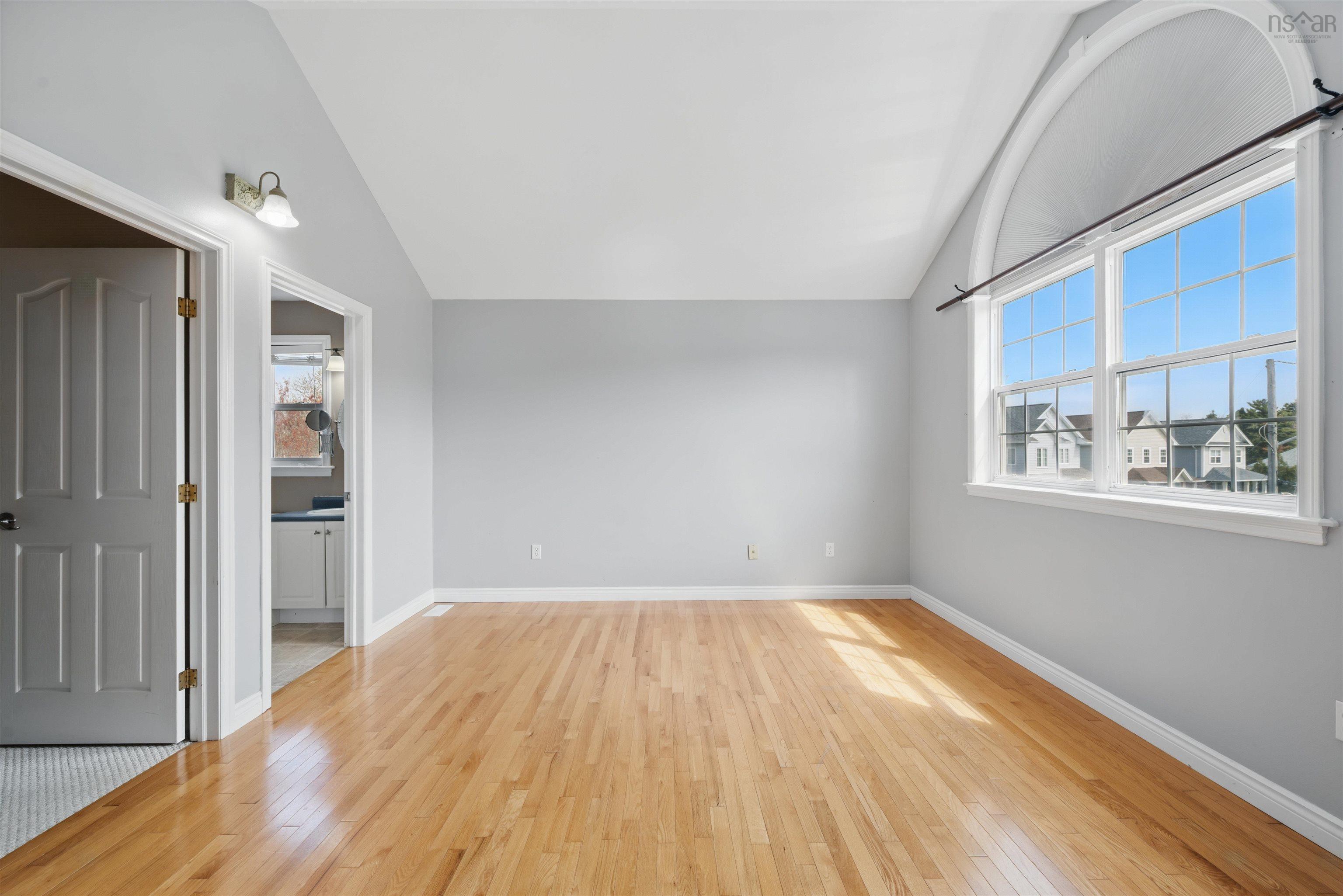 $679,900.00: 17 Roxham Close, Halifax