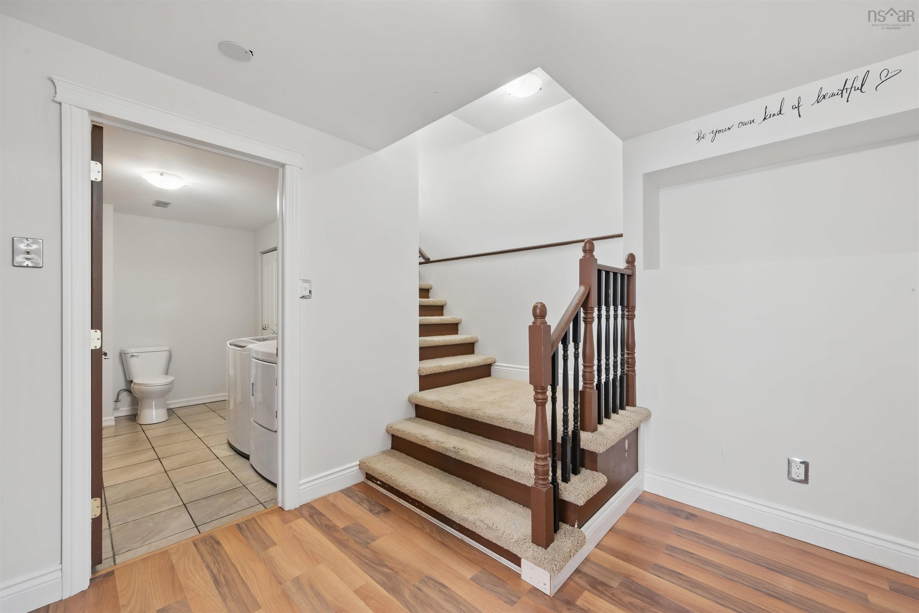 $679,900.00: 17 Roxham Close, Halifax