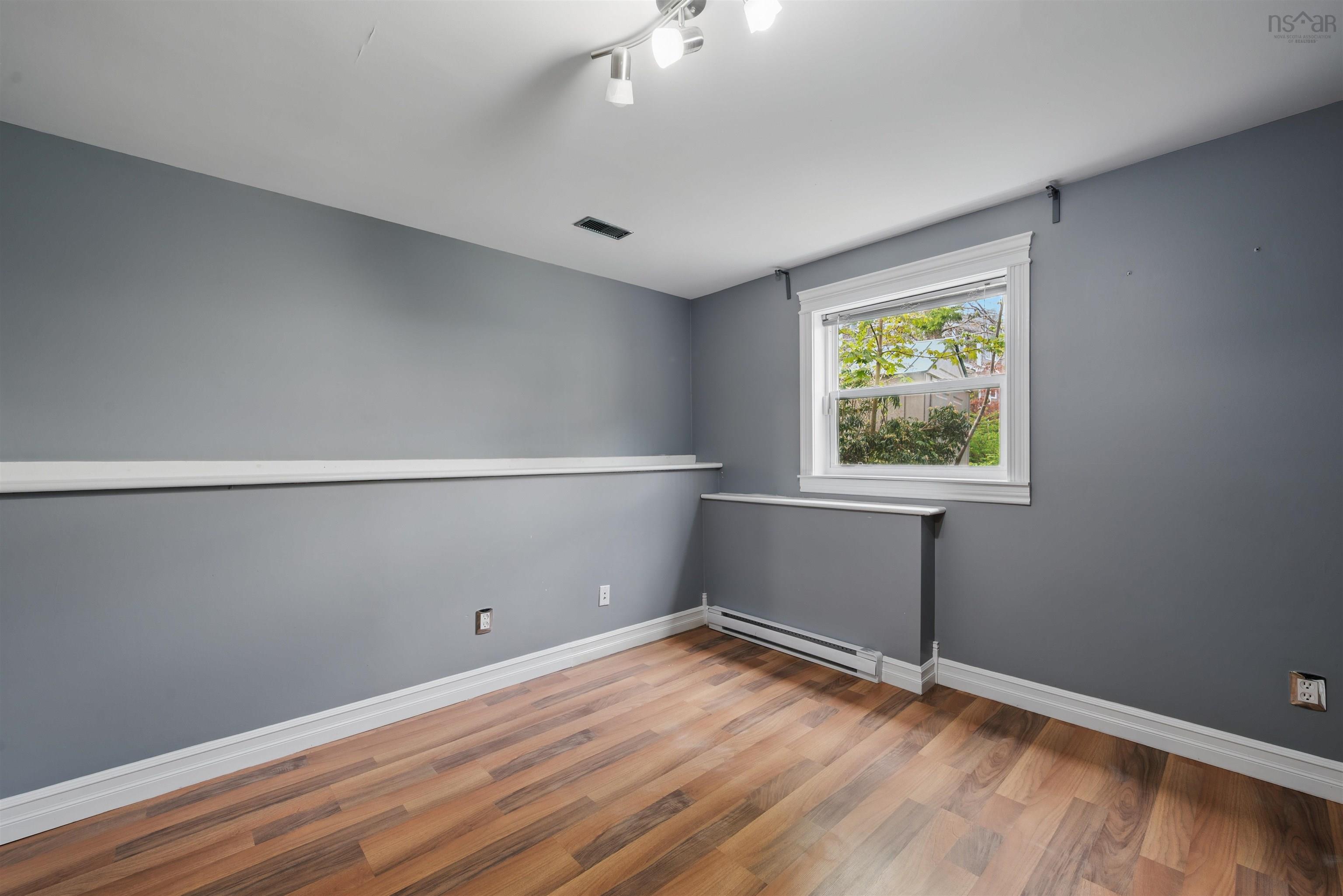 $679,900.00: 17 Roxham Close, Halifax