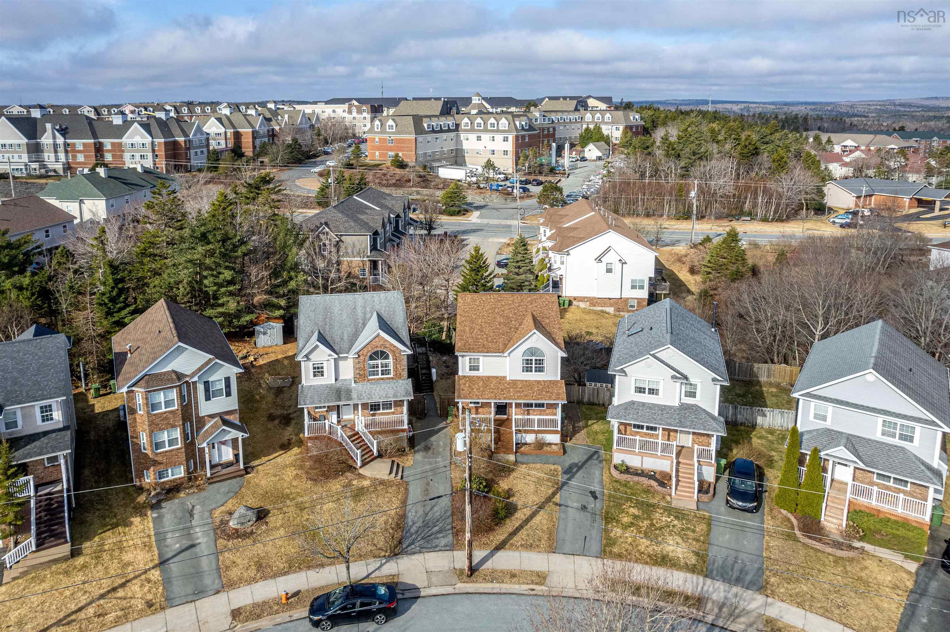 $679,900.00: 17 Roxham Close, Halifax