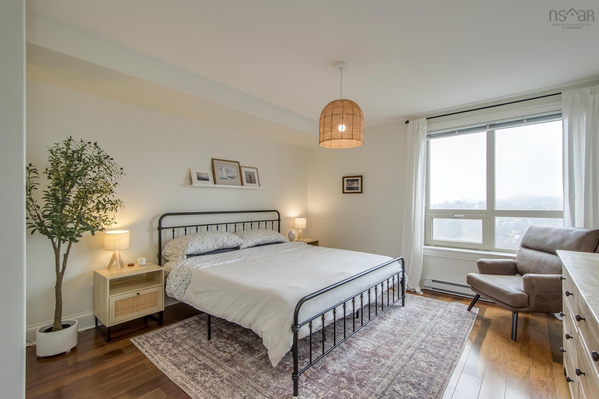$514,900.00: 700 200 Crown Drive, Halifax