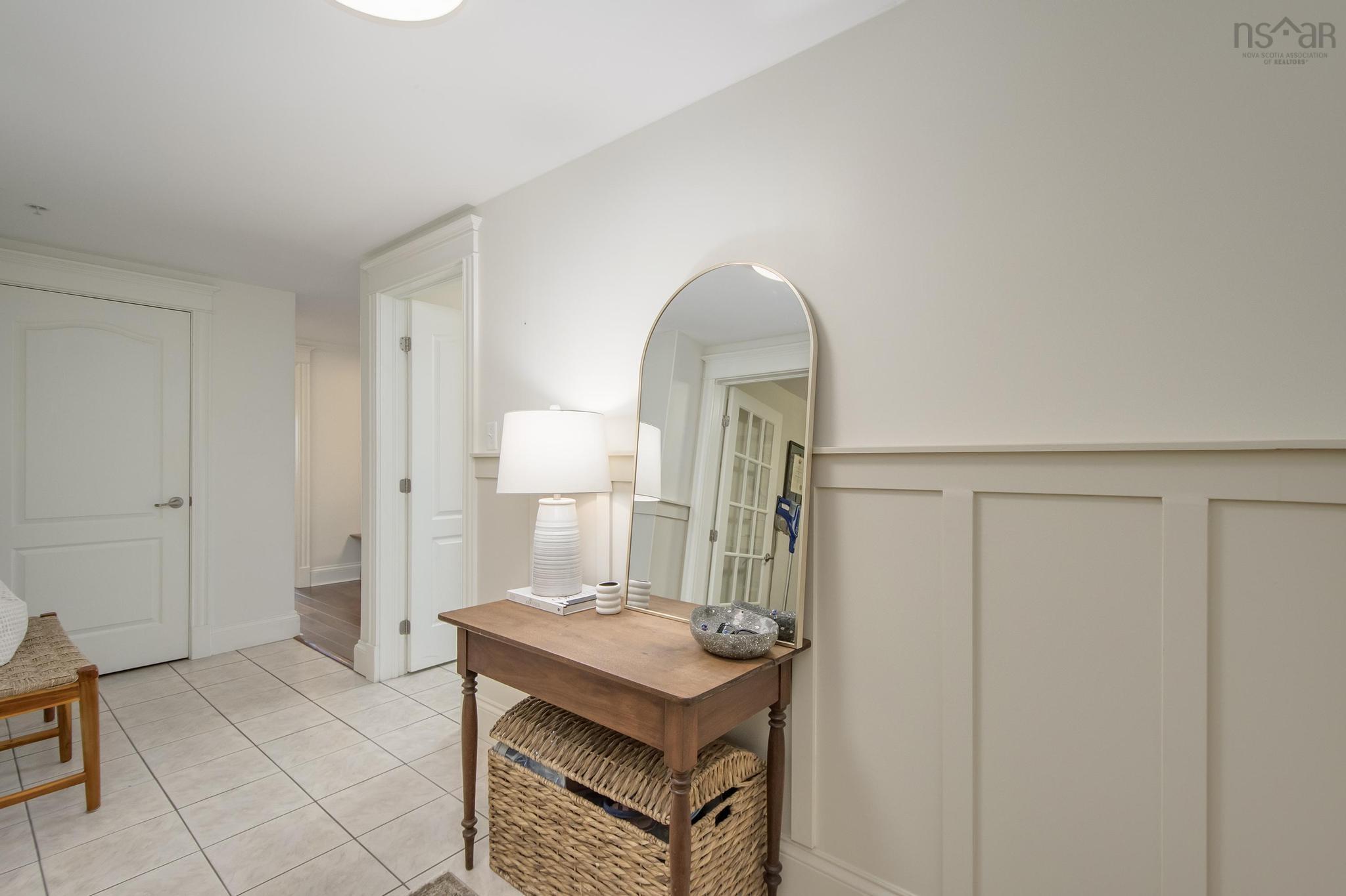 $514,900.00: 700 200 Crown Drive, Halifax