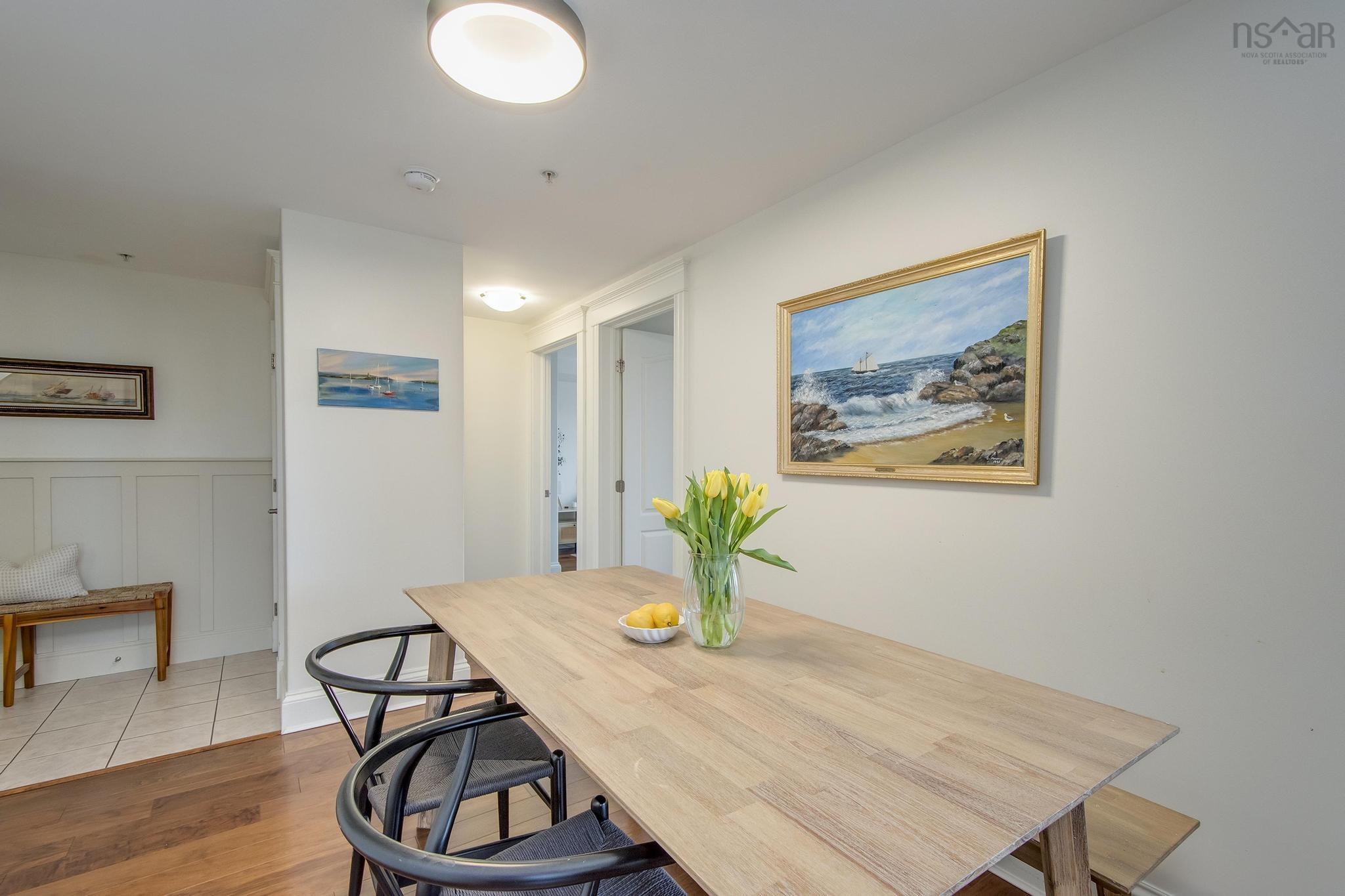 $514,900.00: 700 200 Crown Drive, Halifax