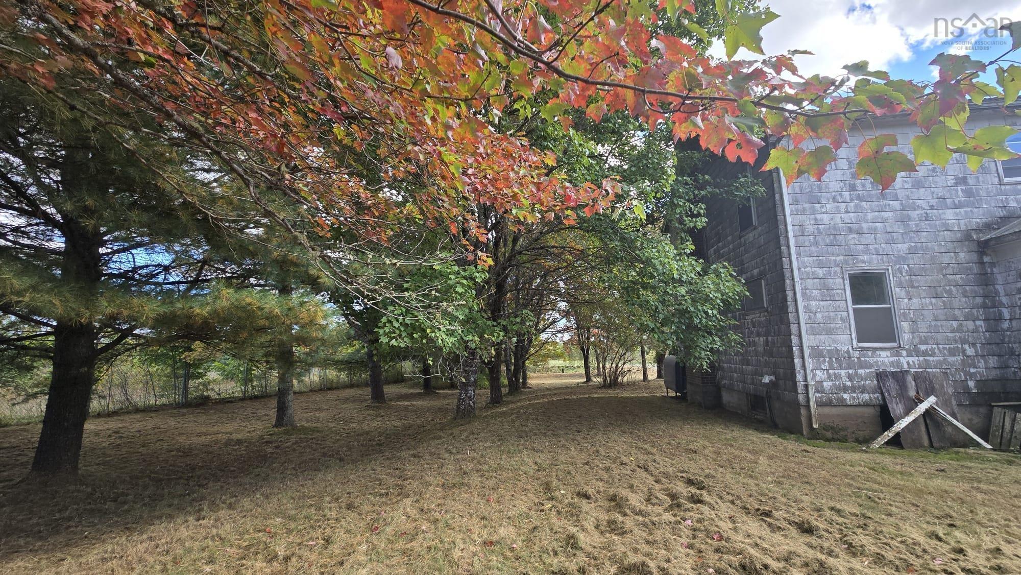 $142,000.00: 9136 Highway 224, Greenwood