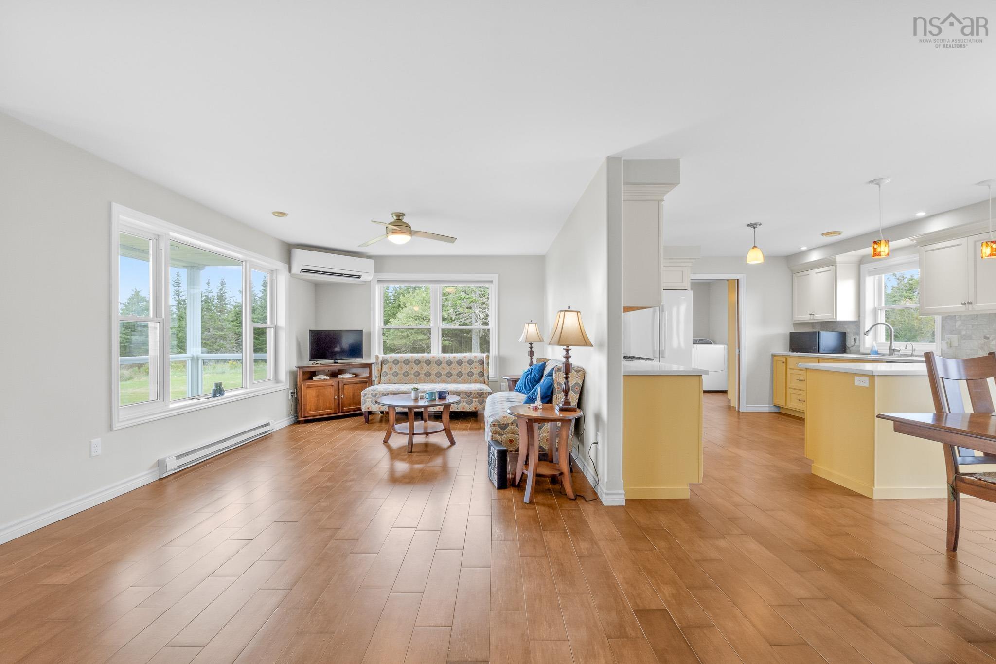 $425,000.00: 187 East Side Bickerton Road, Port Bickerton