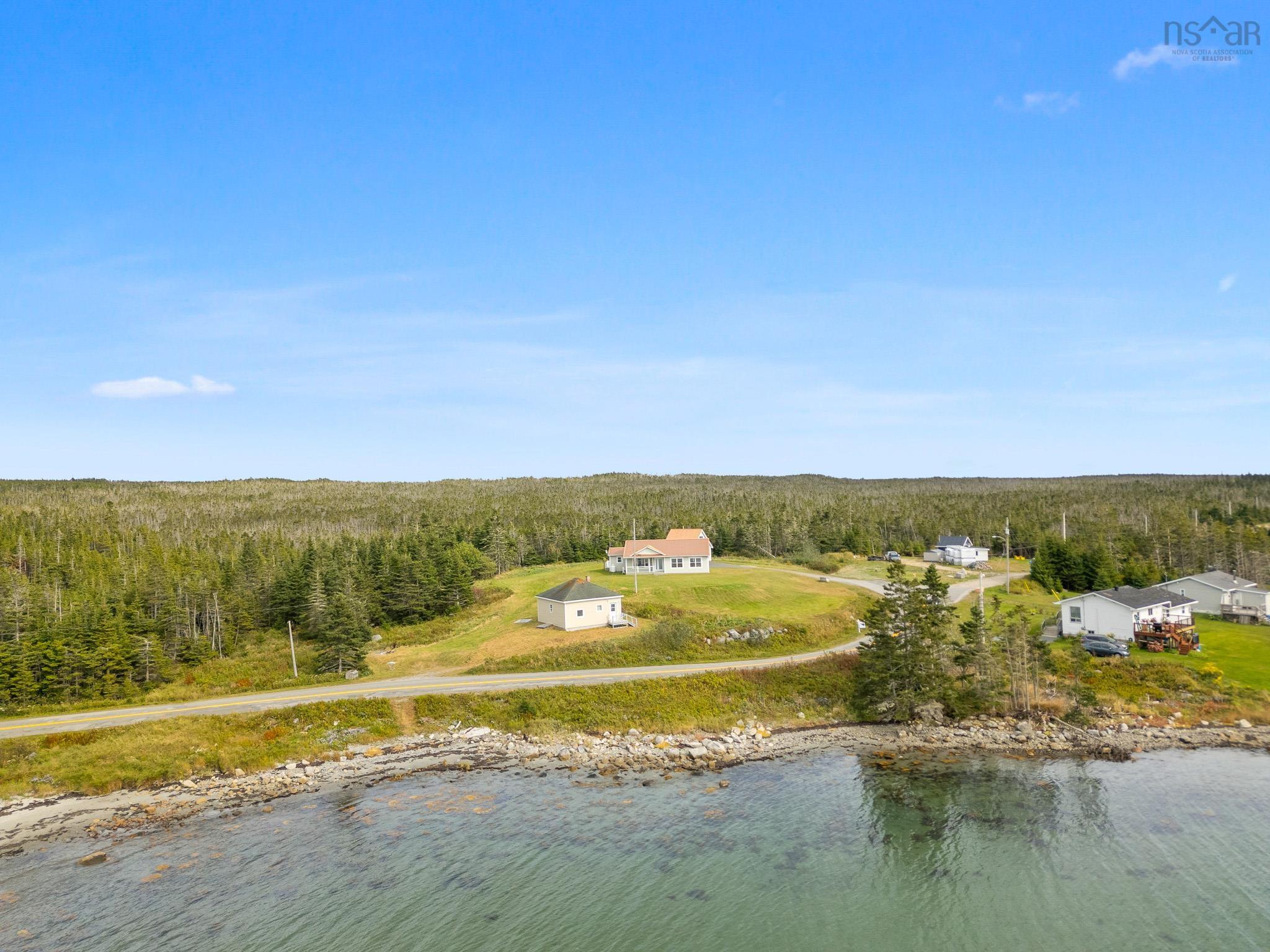 $425,000.00: 187 East Side Bickerton Road, Port Bickerton