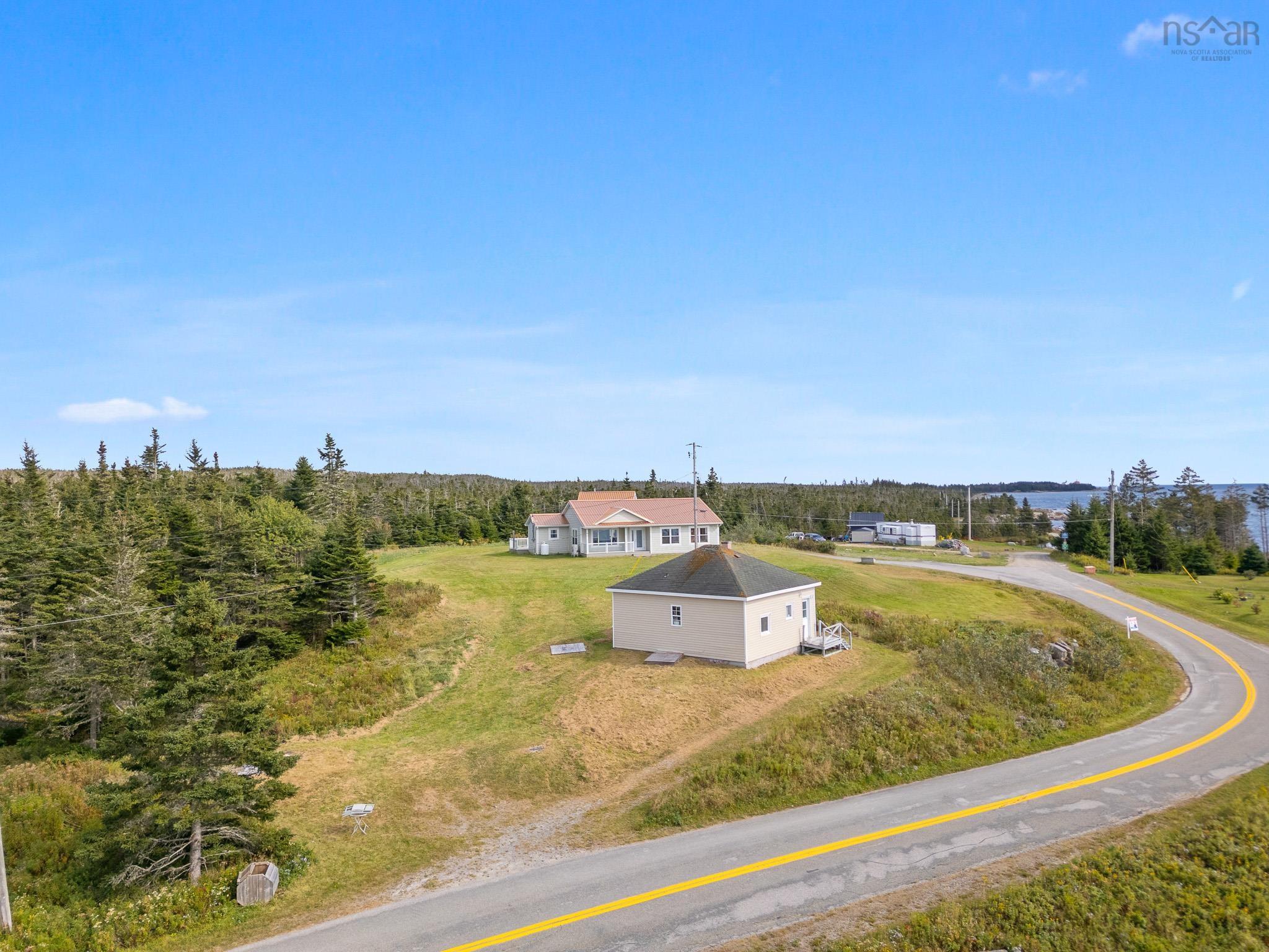 $425,000.00: 187 East Side Bickerton Road, Port Bickerton