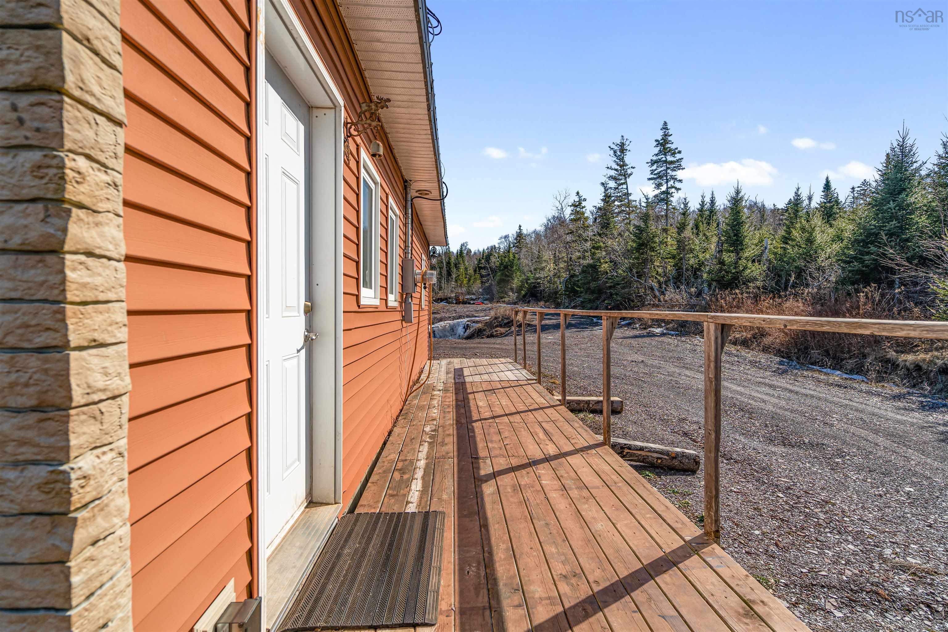 $550,000.00: 1524 Highway 215, Tennecape
