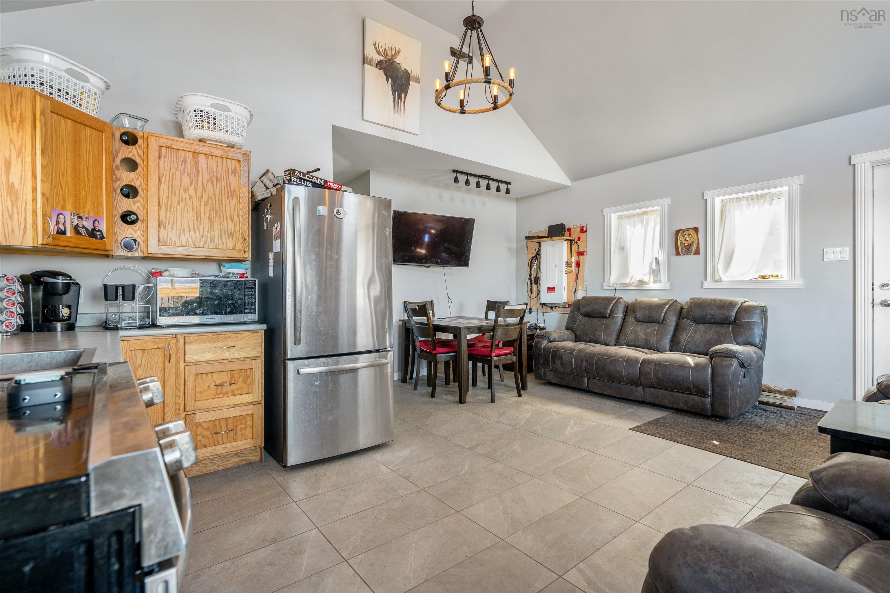 $550,000.00: 1524 Highway 215, Tennecape