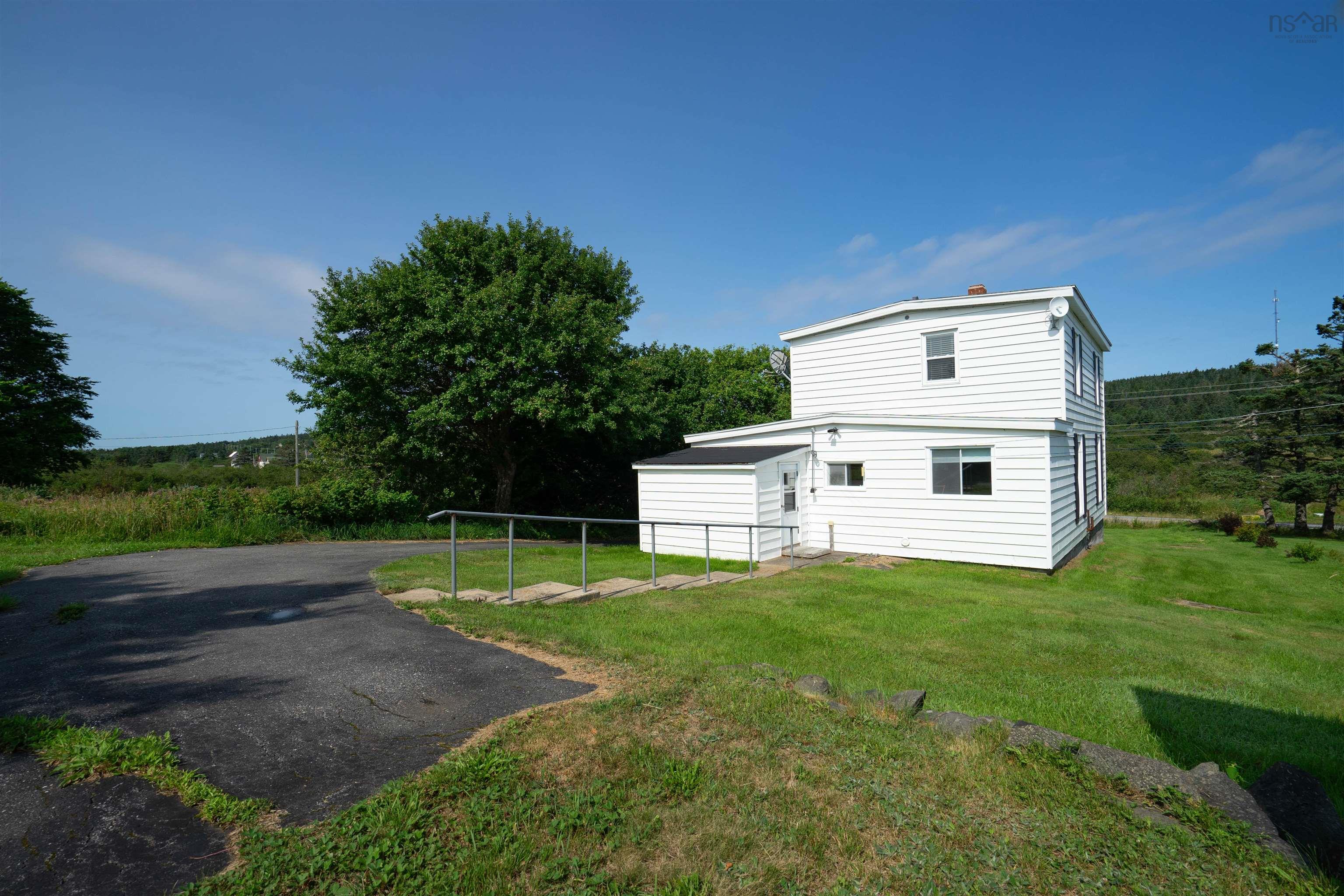 $179,000.00: 3144 Highway 217, Tiverton
