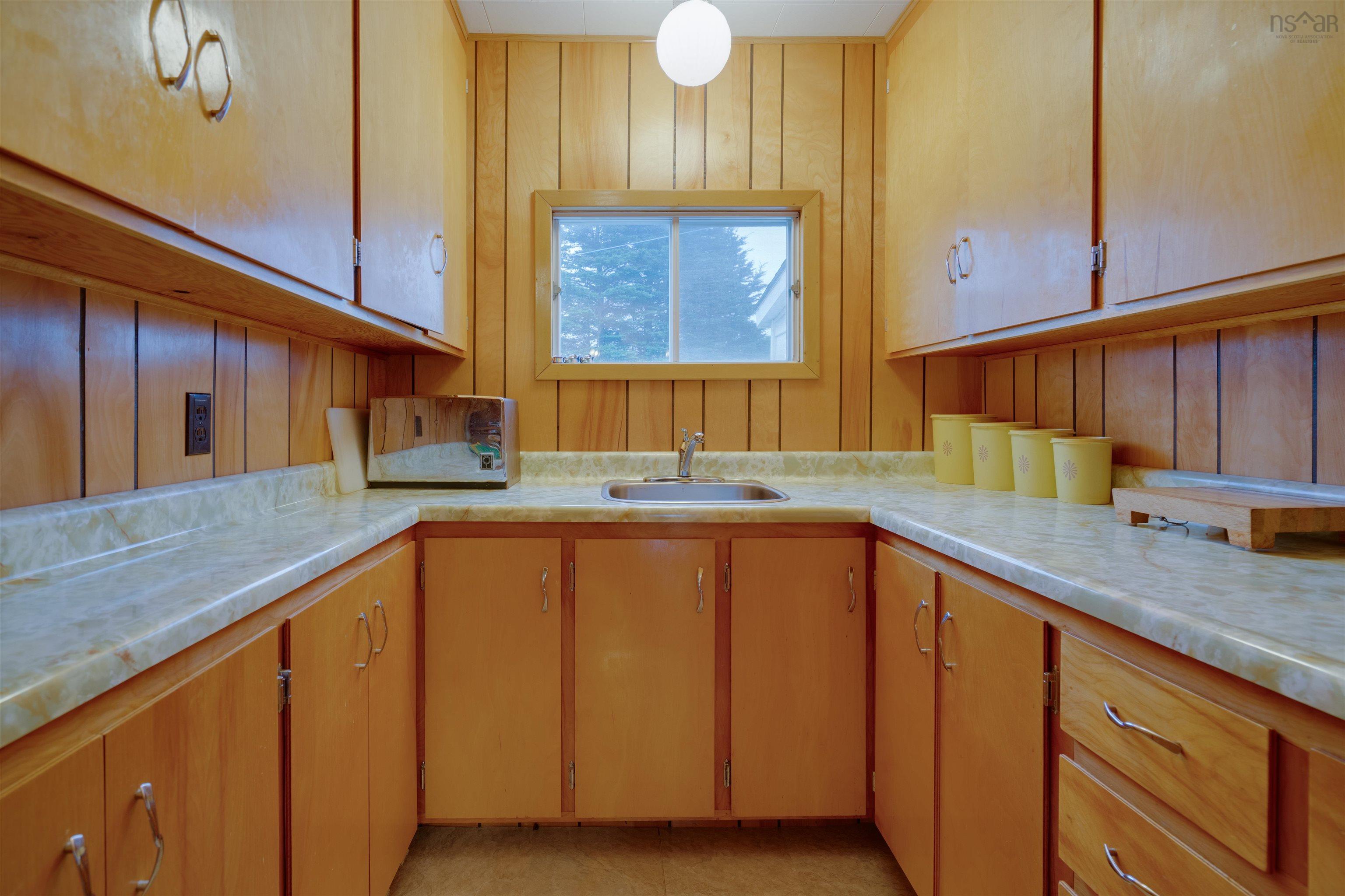 $179,000.00: 3144 Highway 217, Tiverton