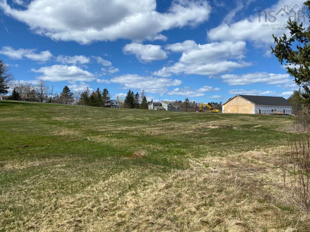 $4,300,000.00: 373 214 Highway, Elmsdale