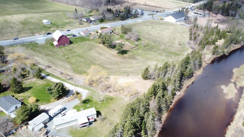 $4,300,000.00: 373 214 Highway, Elmsdale