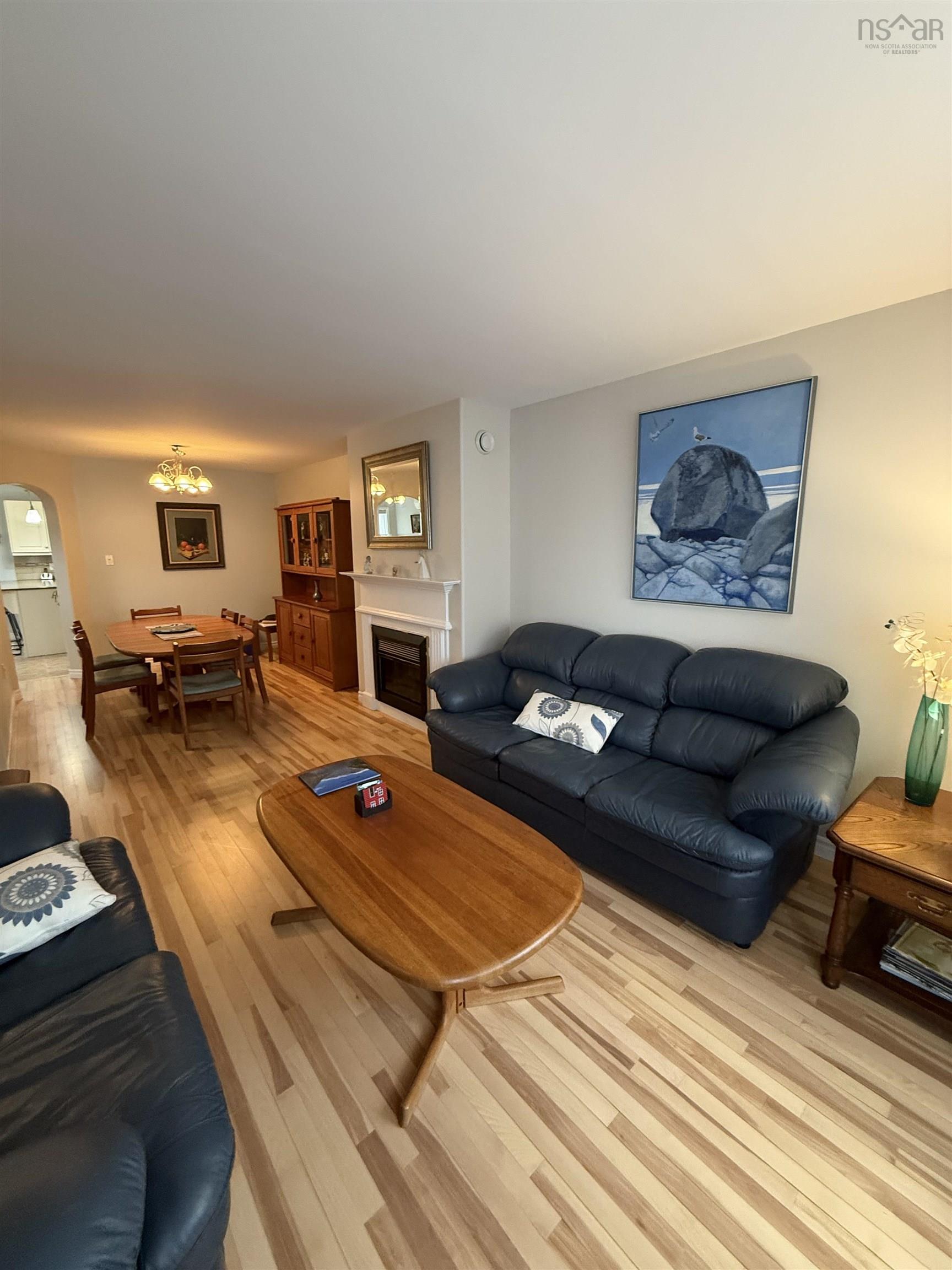 $569,900.00: 49 Woodhaven Close, Dartmouth