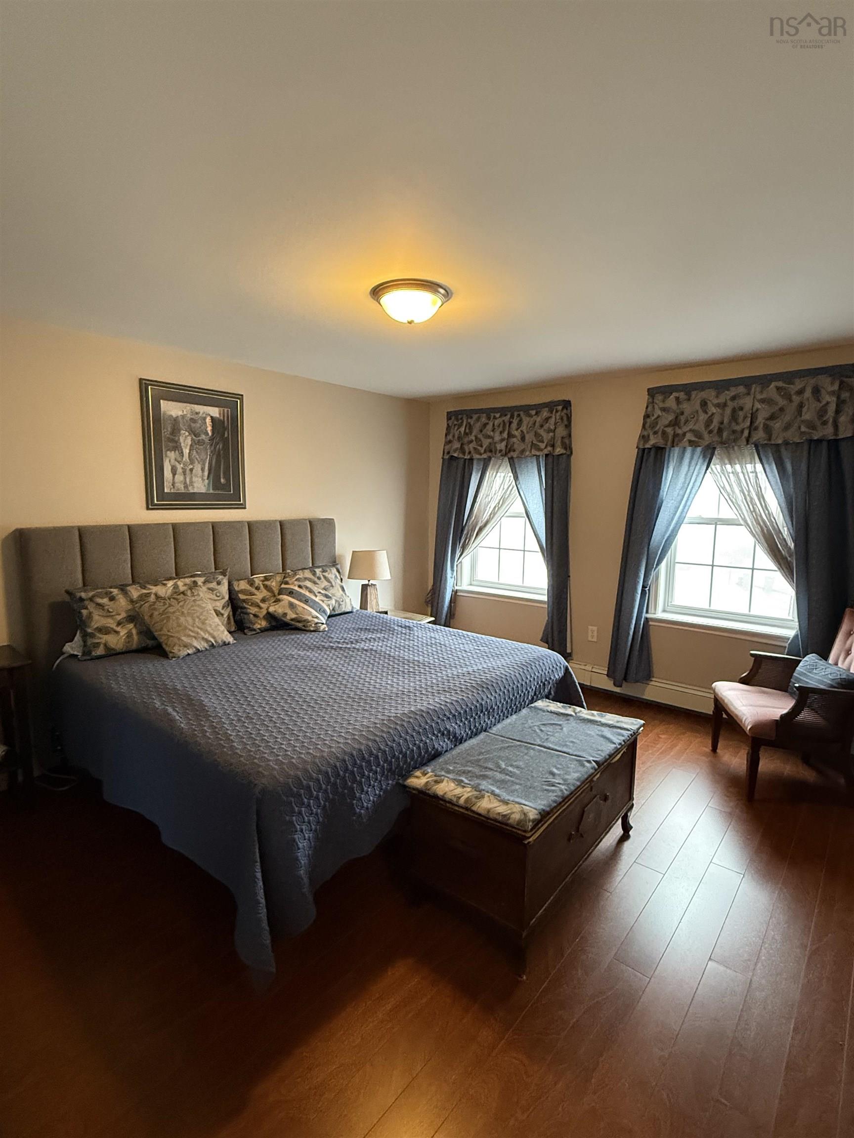 $569,900.00: 49 Woodhaven Close, Dartmouth