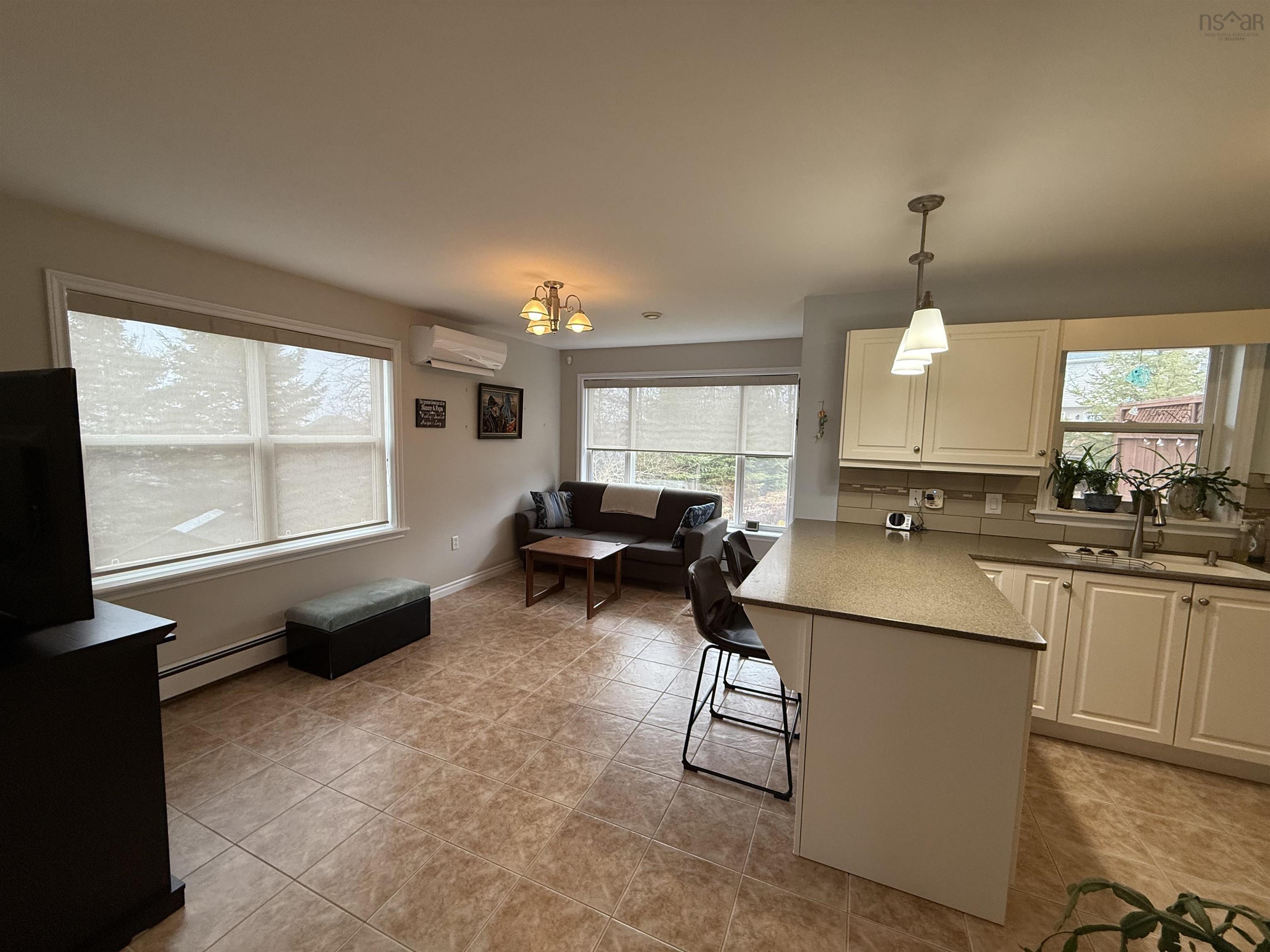 $569,900.00: 49 Woodhaven Close, Dartmouth