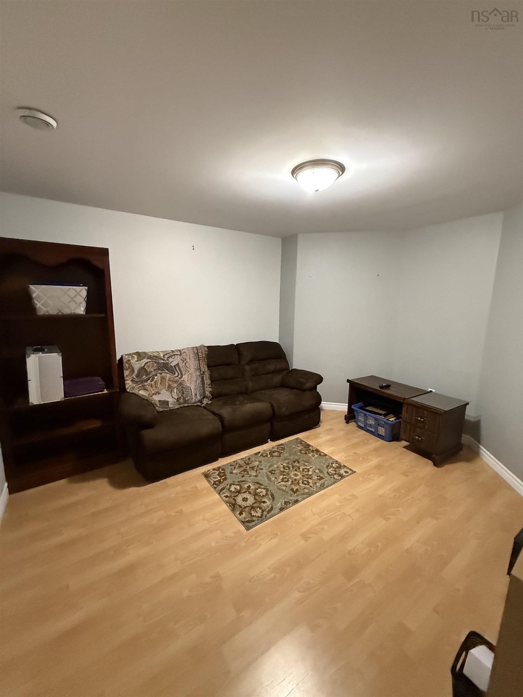 $569,900.00: 49 Woodhaven Close, Dartmouth