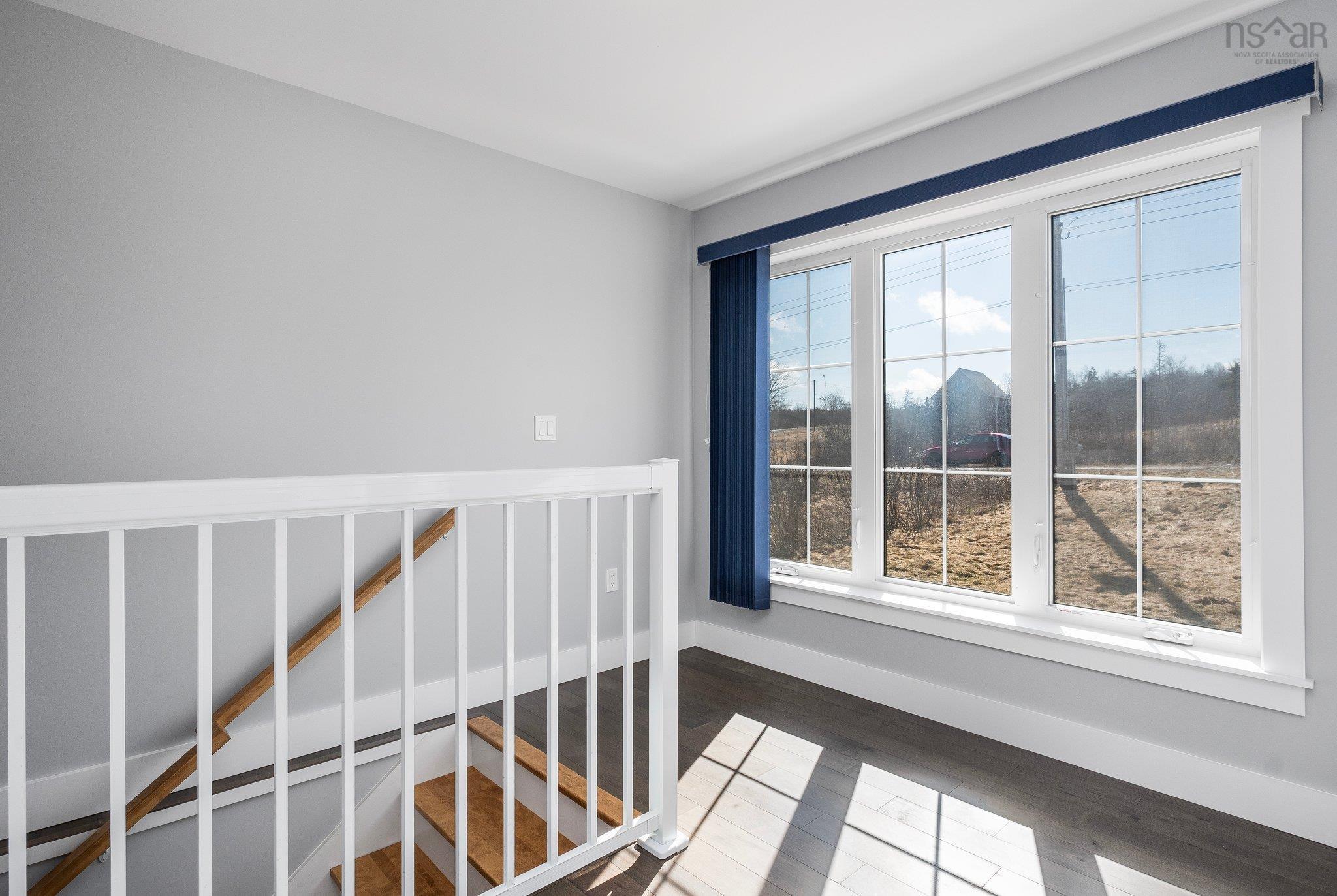 $499,000.00: 194 Cambridge Lane, Cambridge