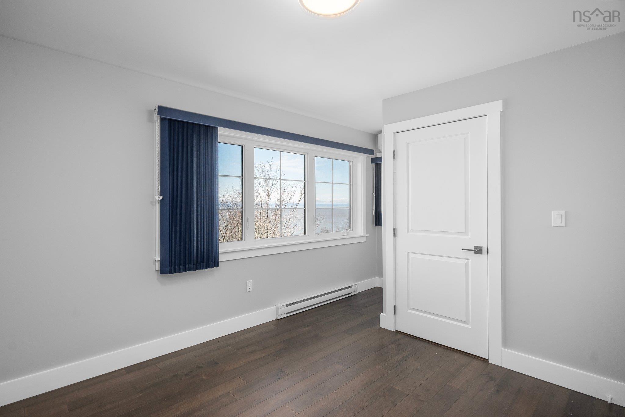$499,000.00: 194 Cambridge Lane, Cambridge