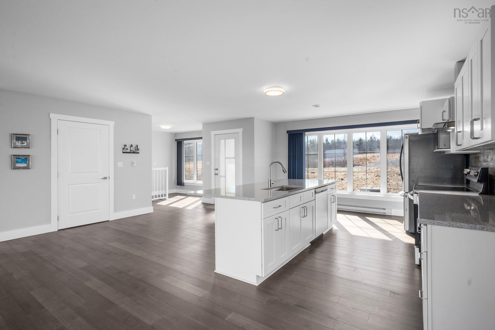 $499,000.00: 194 Cambridge Lane, Cambridge