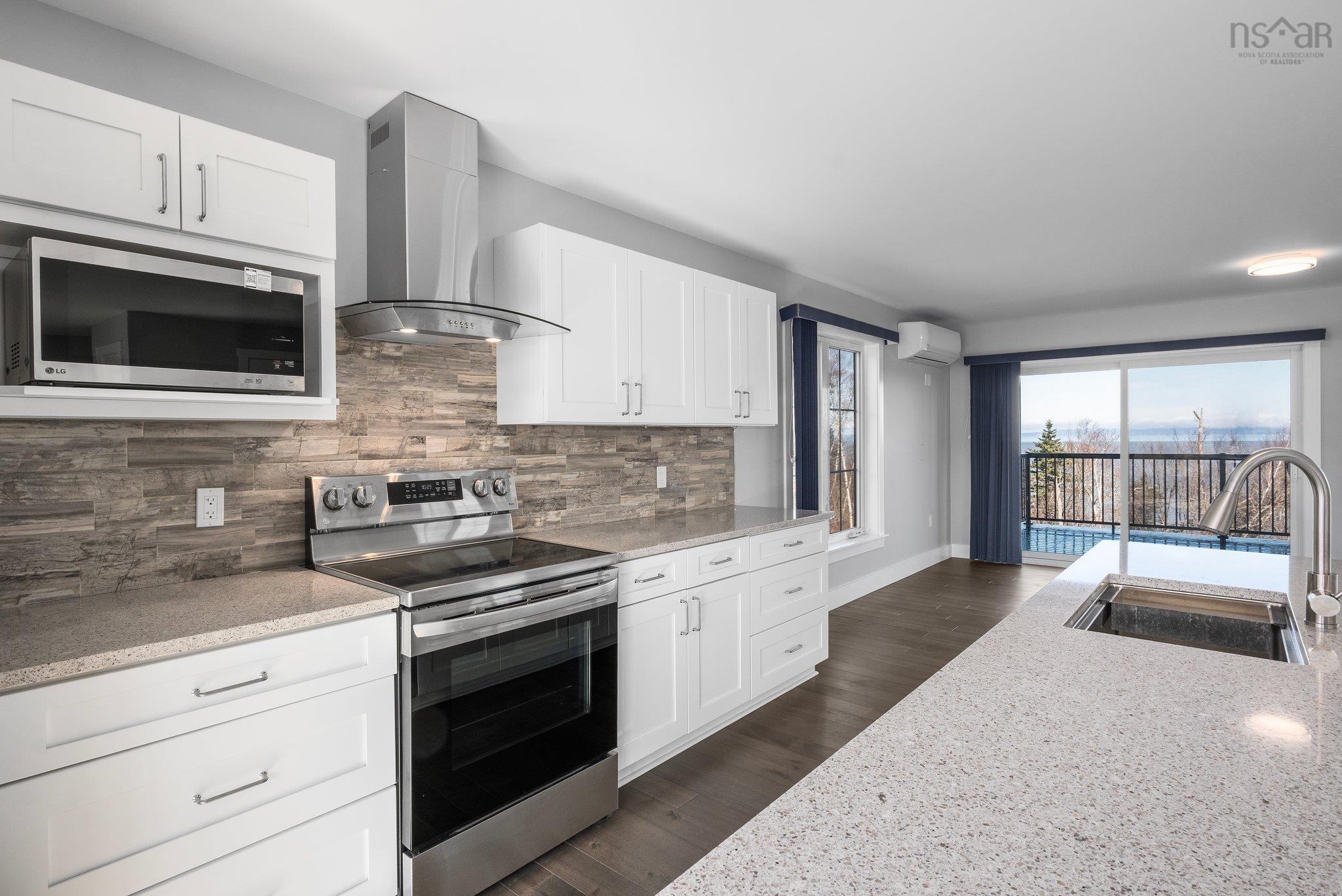 $499,000.00: 194 Cambridge Lane, Cambridge