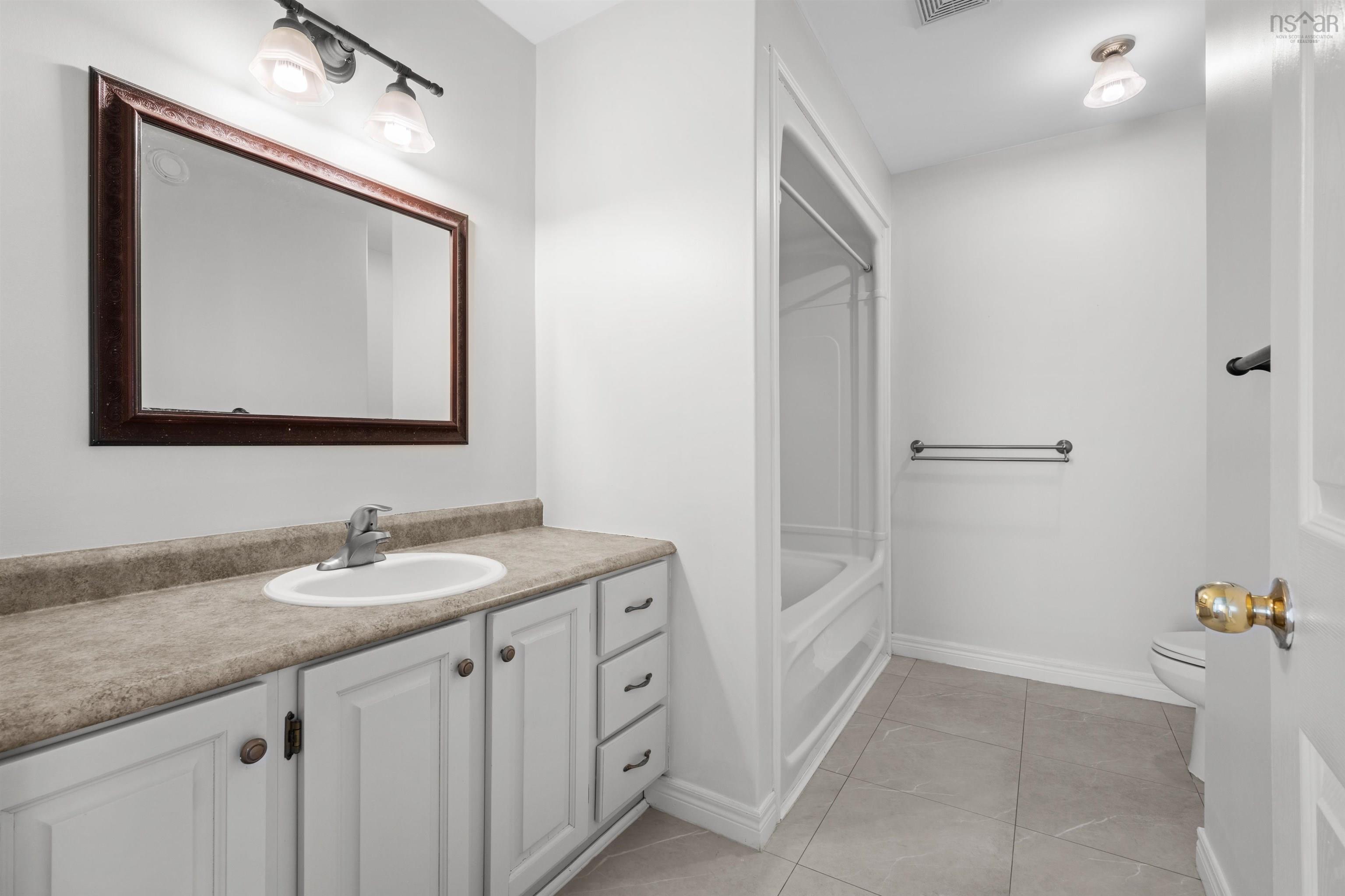 $549,900.00: 16 Walter Havill Drive, Halifax