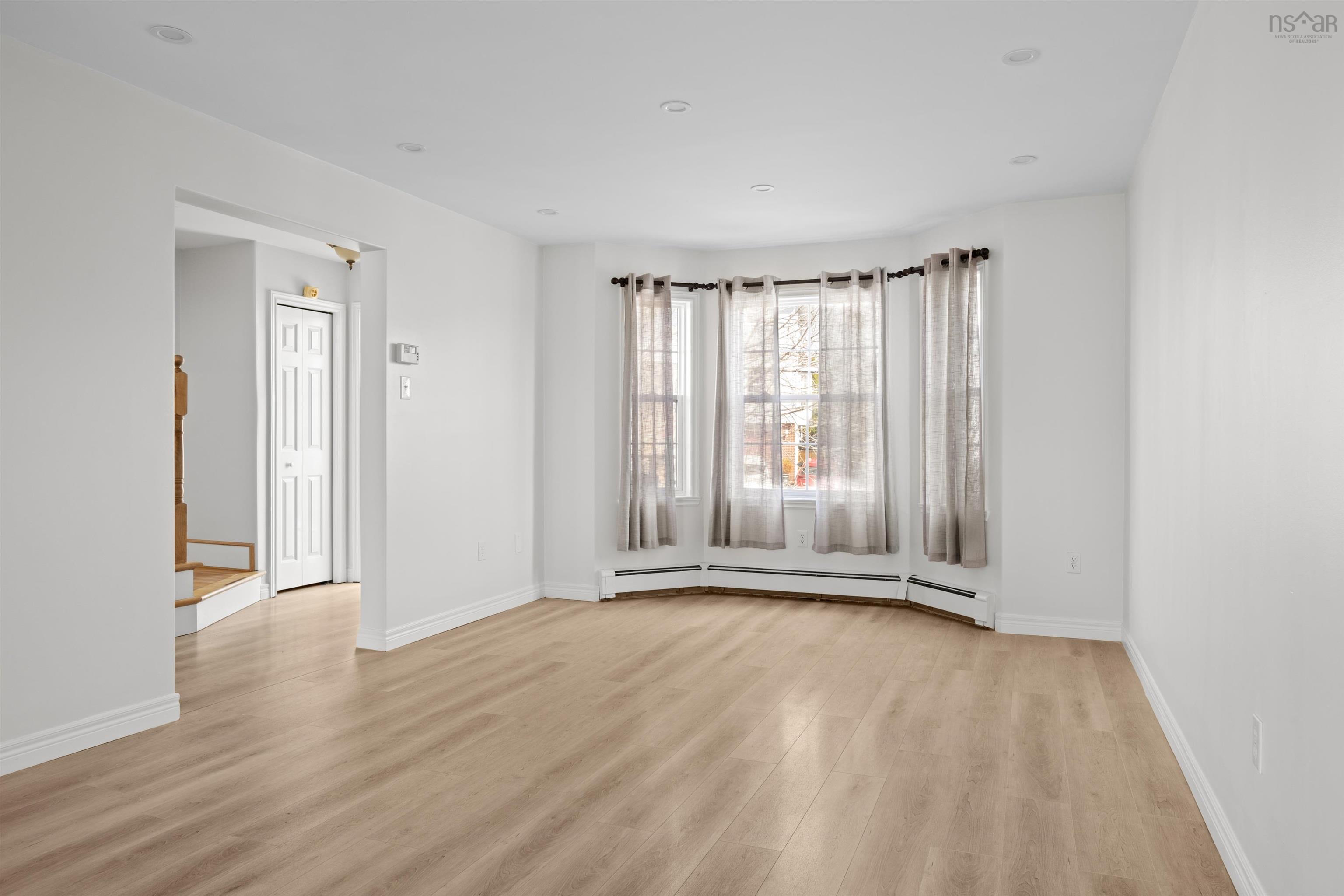 $549,900.00: 16 Walter Havill Drive, Halifax