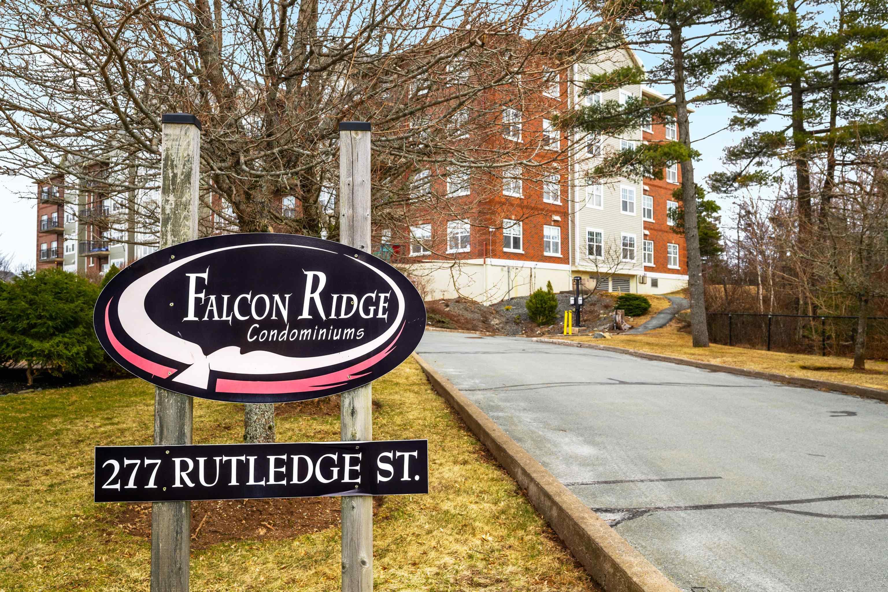 $464,900.00: 102 277 Rutledge Street, Bedford