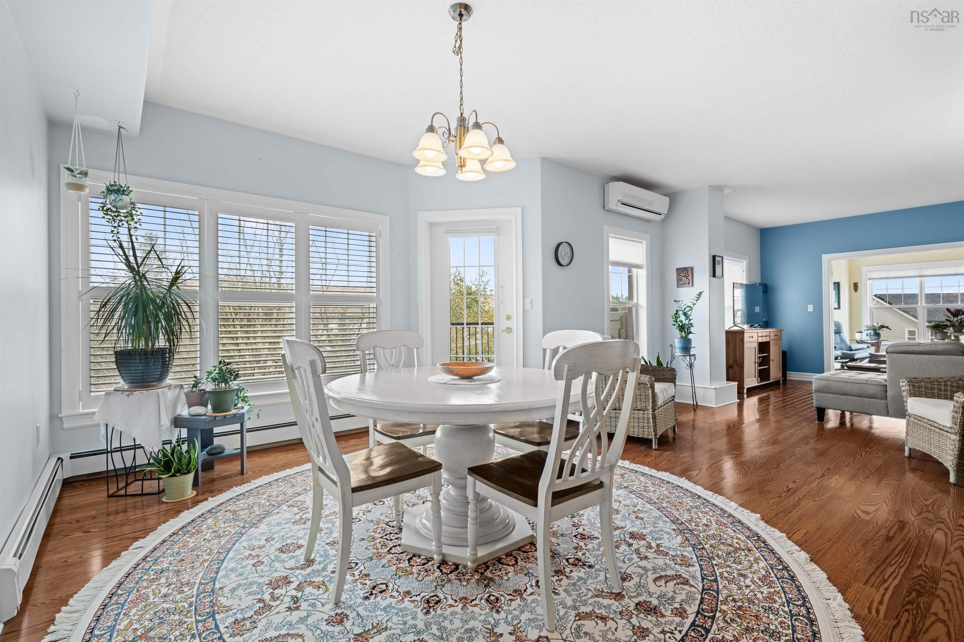 $464,900.00: 102 277 Rutledge Street, Bedford