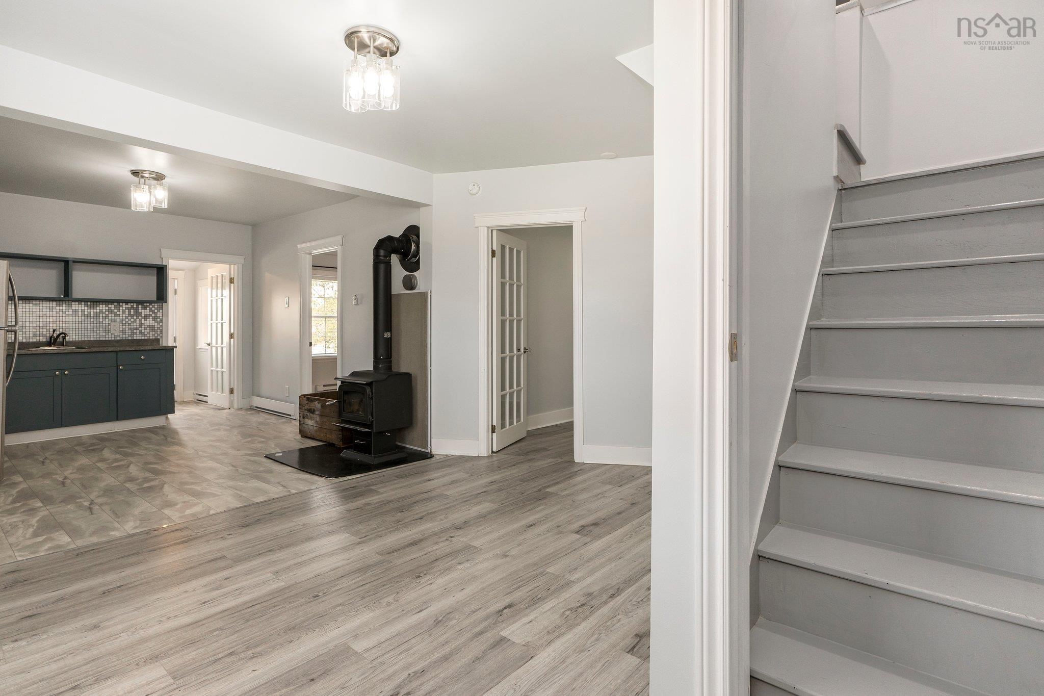 $295,000.00: 66 Oak Street, Trenton