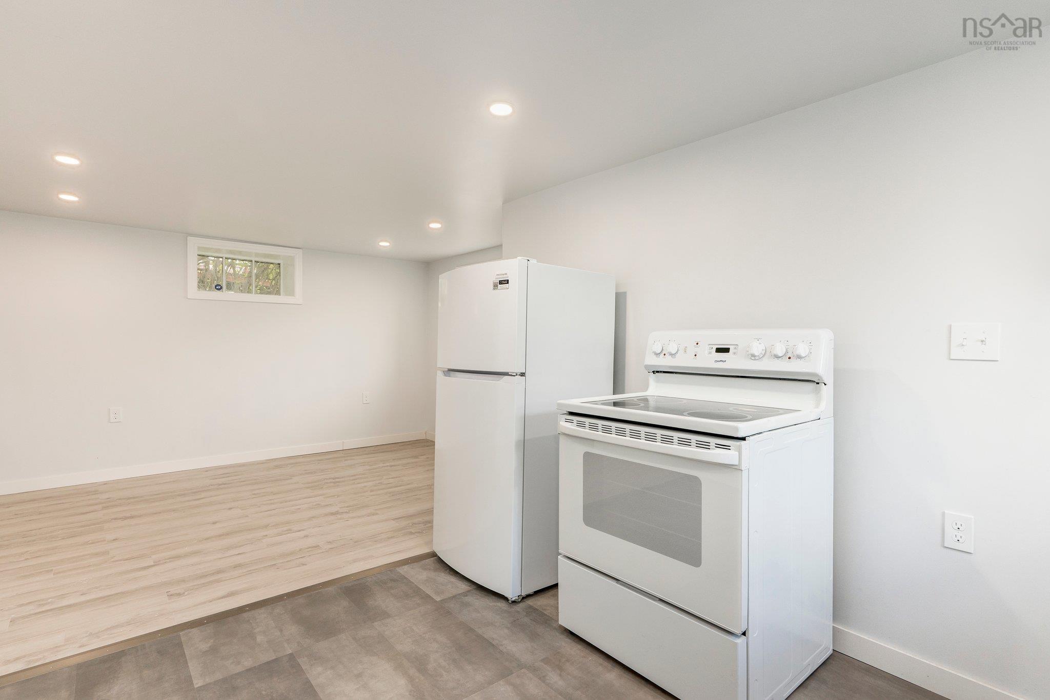 $295,000.00: 66 Oak Street, Trenton