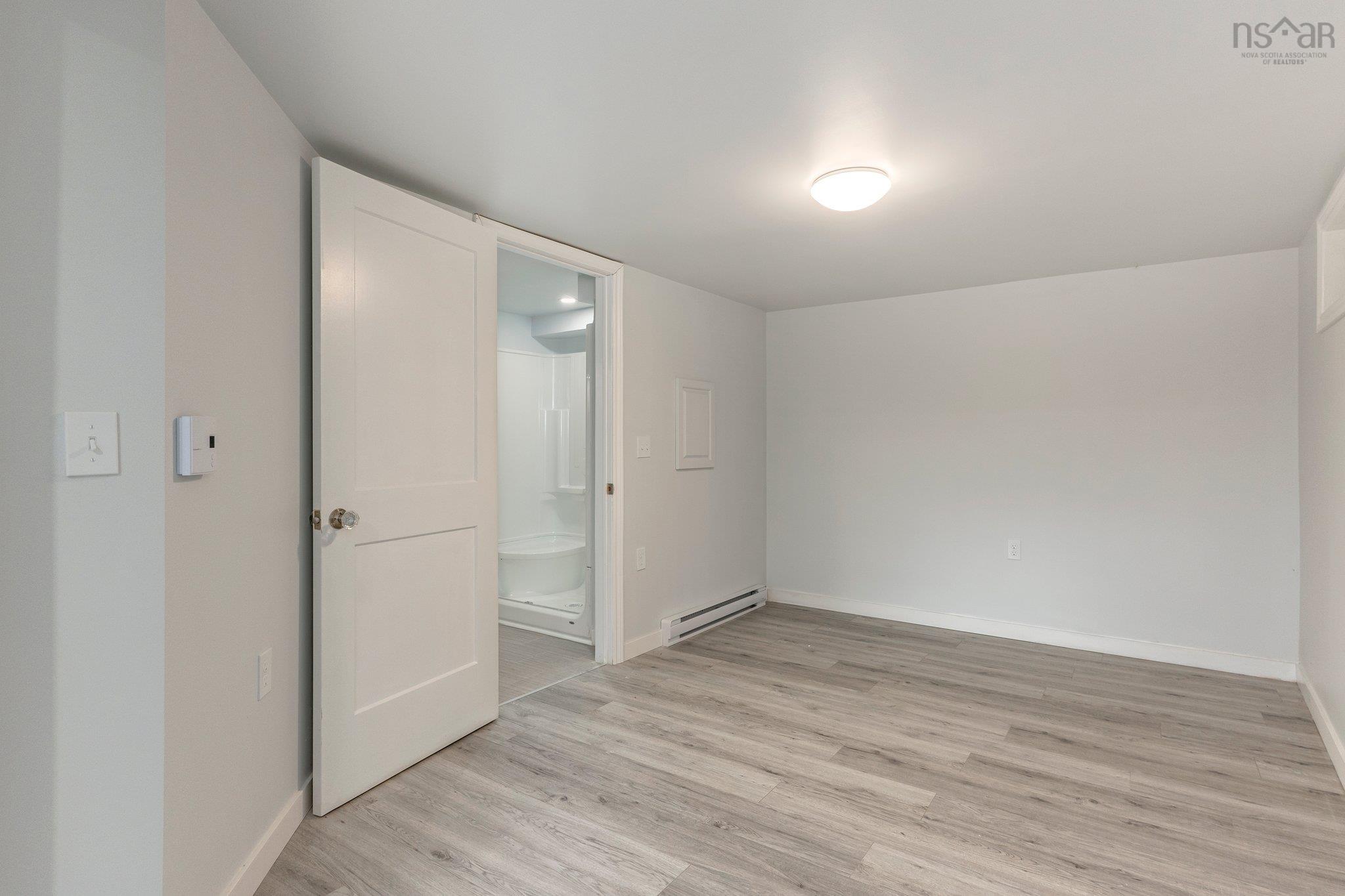 $295,000.00: 66 Oak Street, Trenton