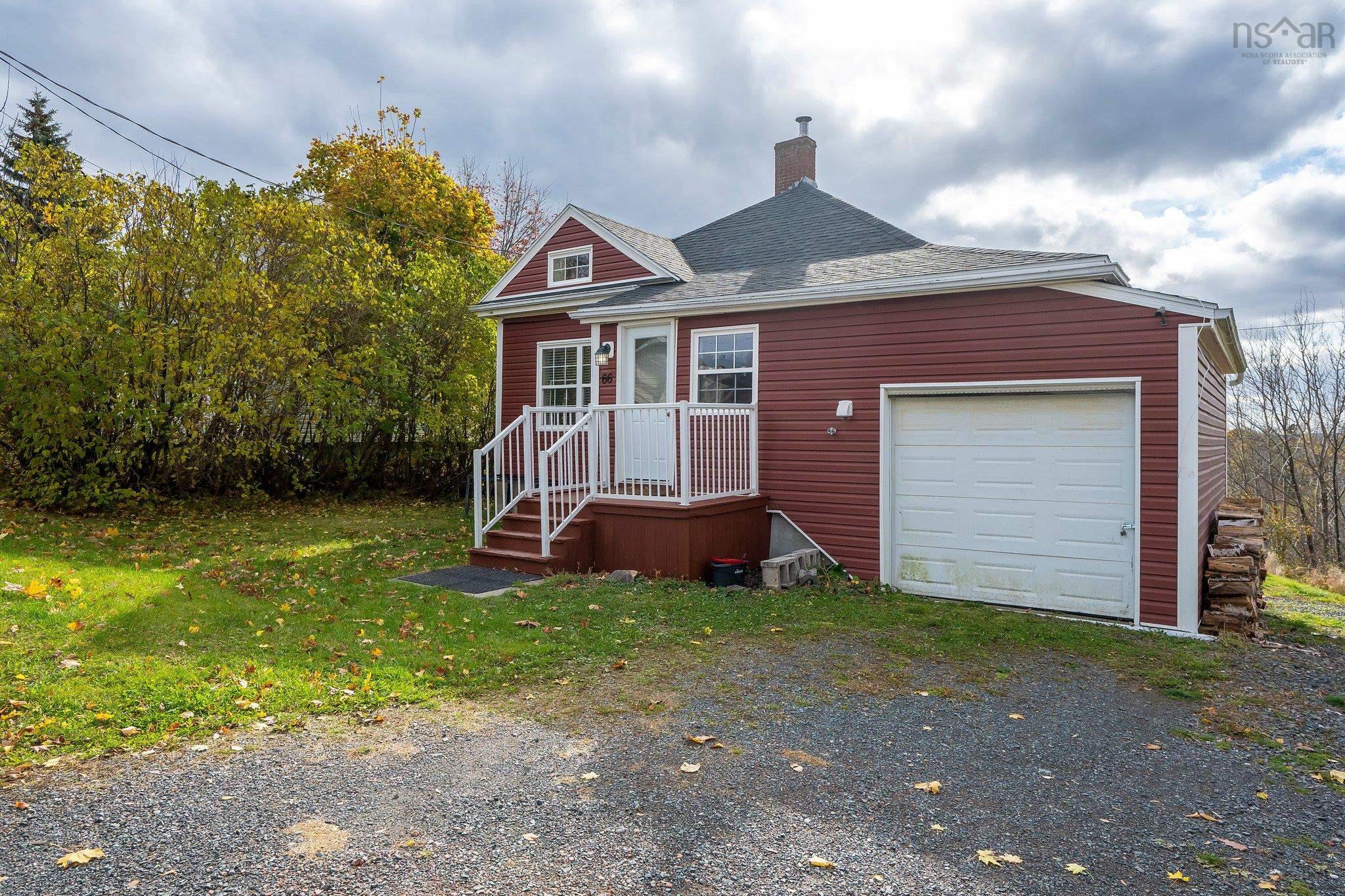 $295,000.00: 66 Oak Street, Trenton