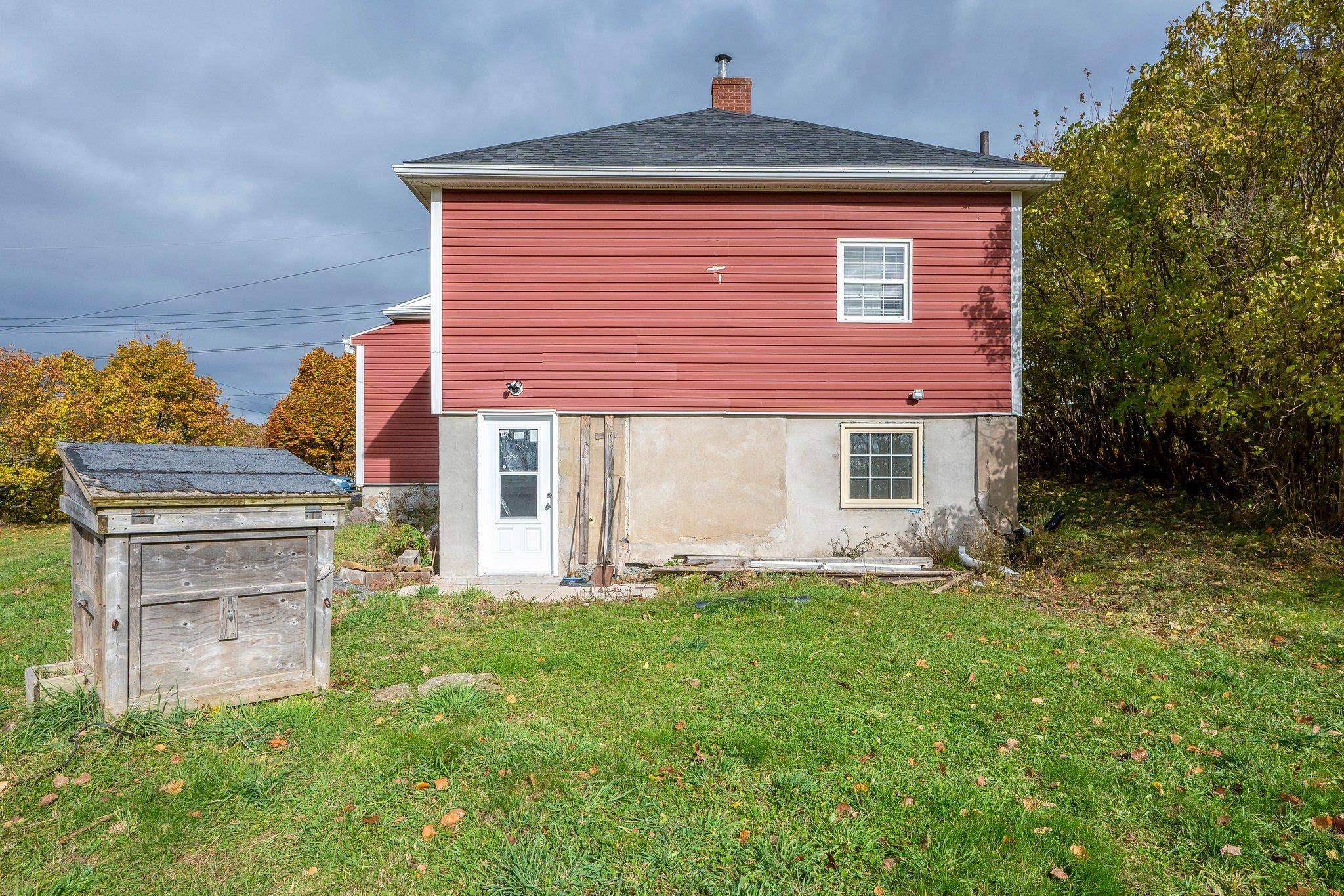 $295,000.00: 66 Oak Street, Trenton