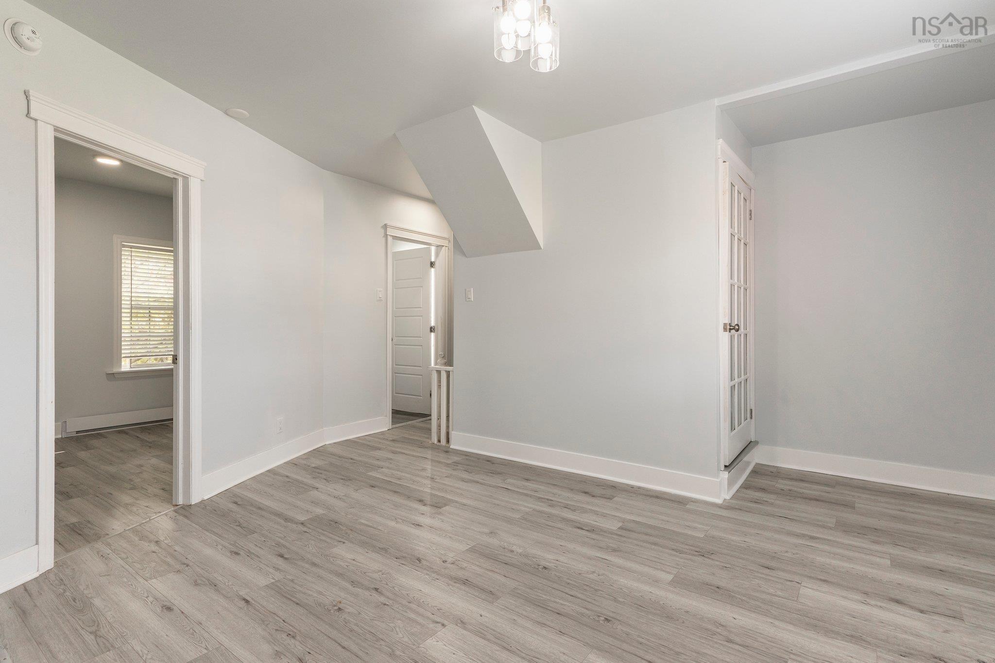 $295,000.00: 66 Oak Street, Trenton