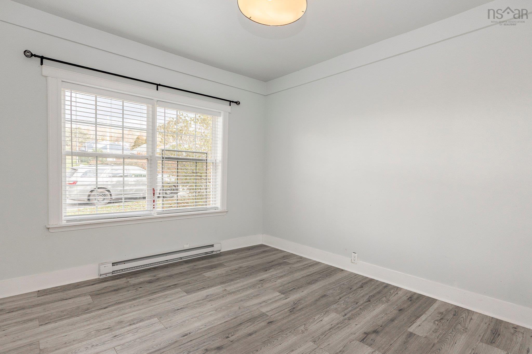 $295,000.00: 66 Oak Street, Trenton