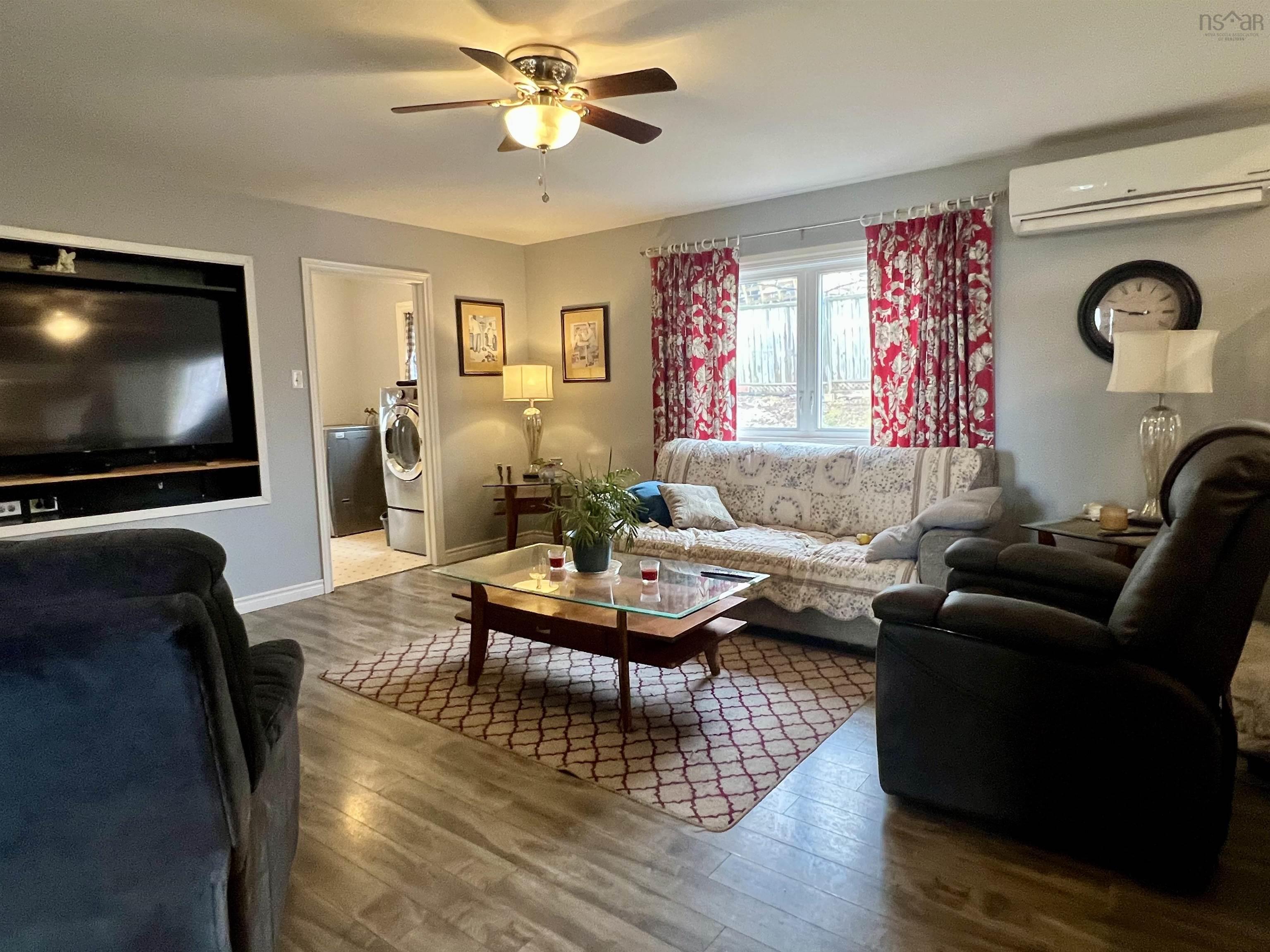 $479,900.00: 202 Cedar Street, New Glasgow