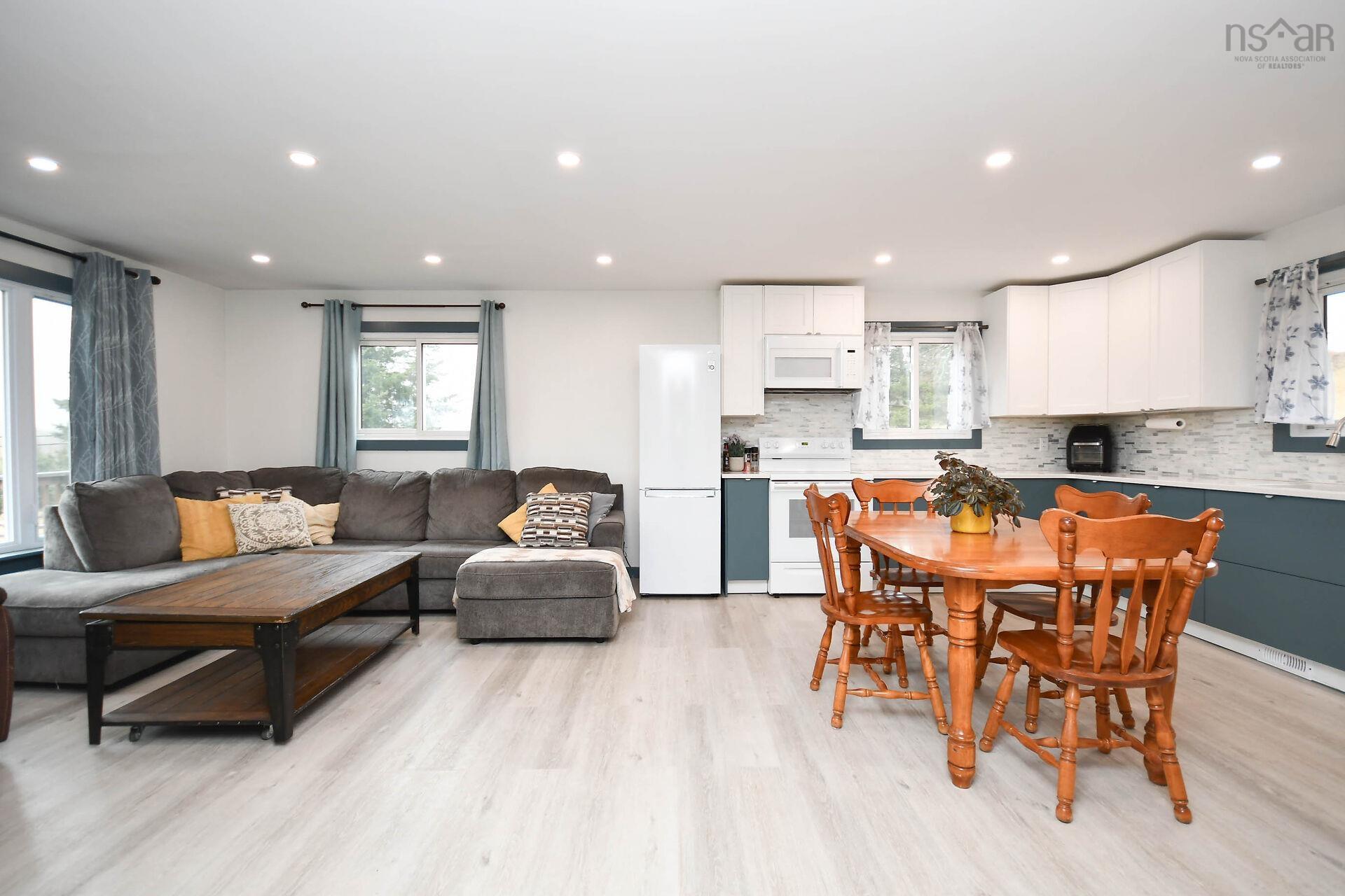 $419,900.00: 100 Cooks Mill Road, Carrolls Corner
