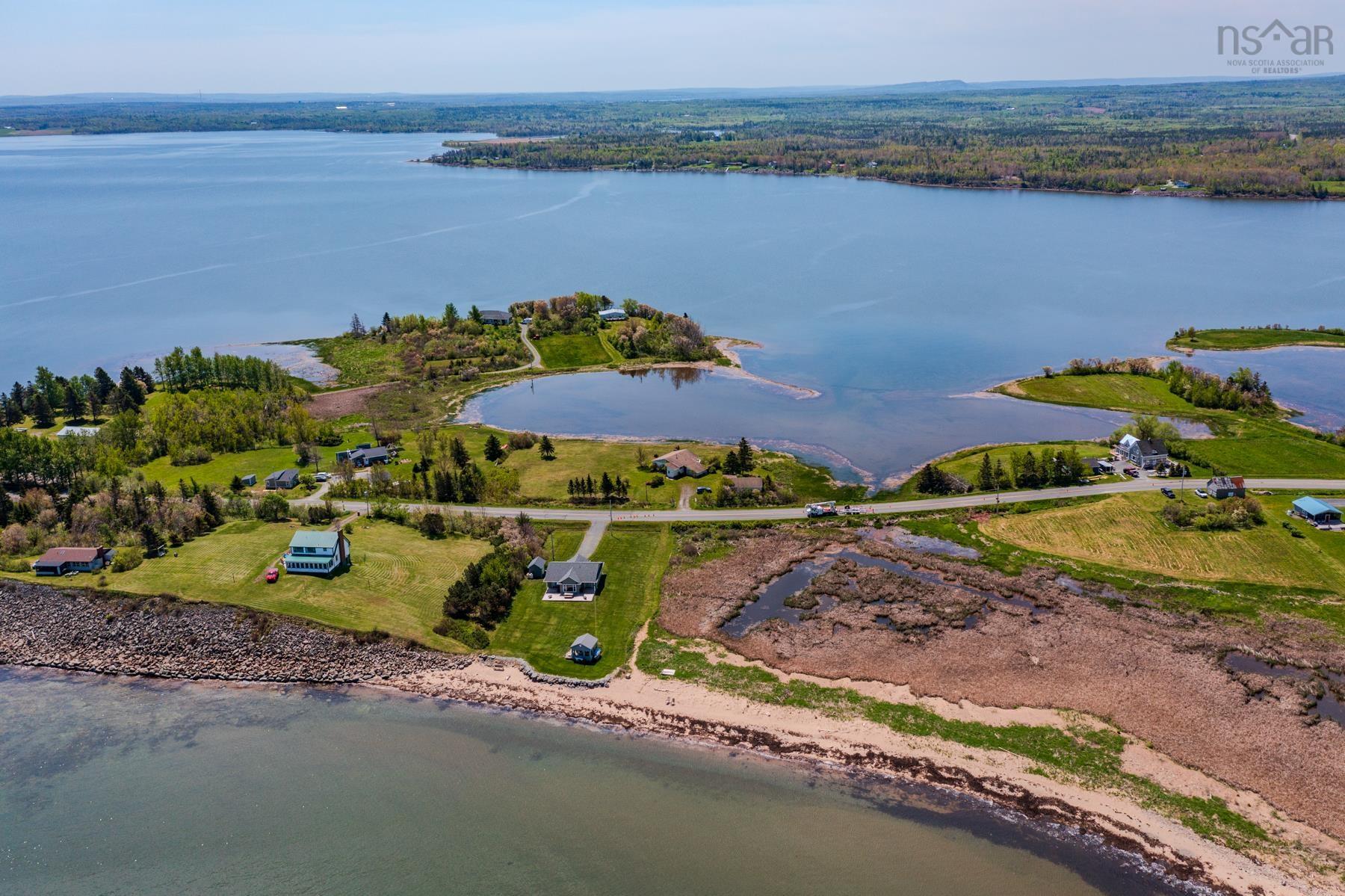 $389,900.00: 496 Caribou Island Road, Caribou Island