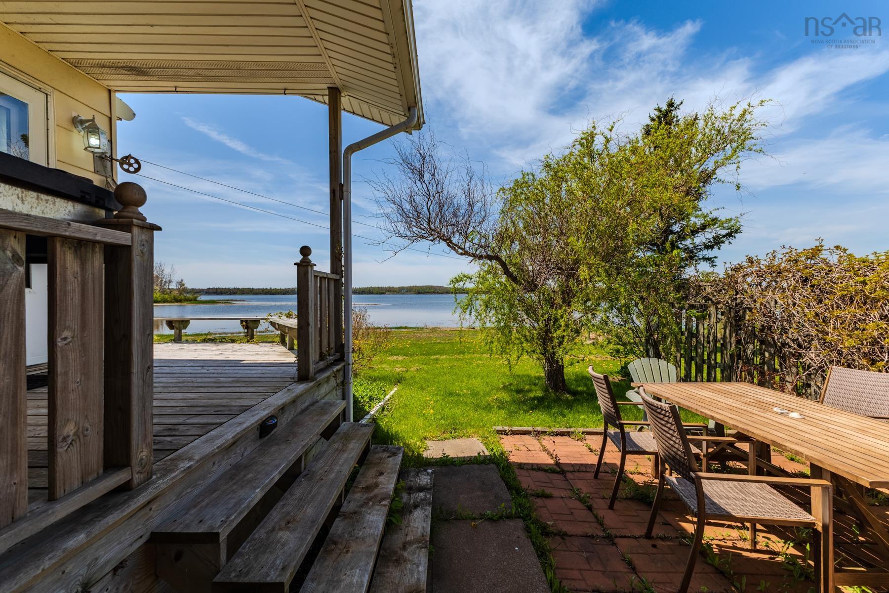 $389,900.00: 496 Caribou Island Road, Caribou Island