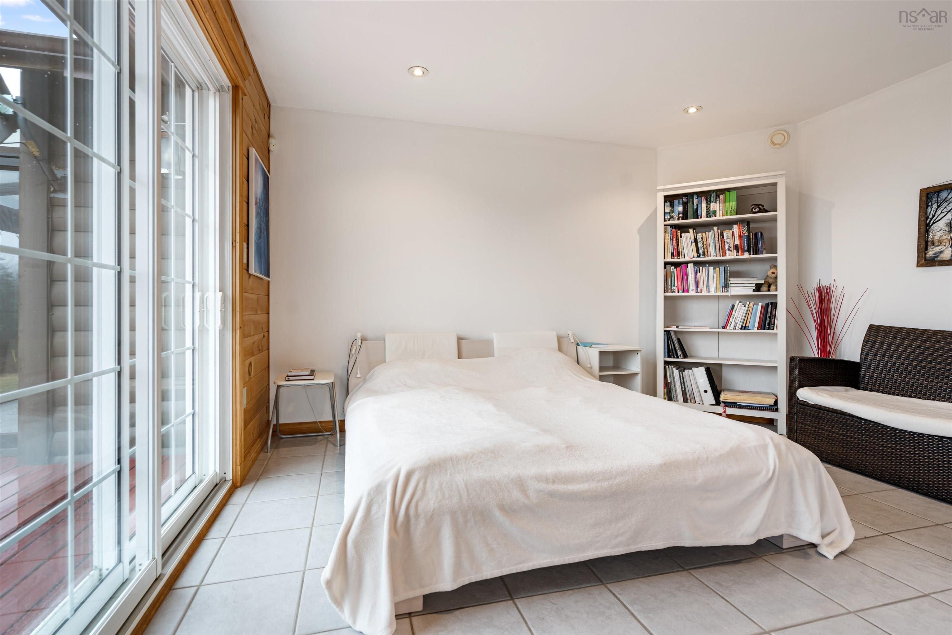 $1,200,000.00: 923 Soldiers Cove Road, Lewis Cove Road