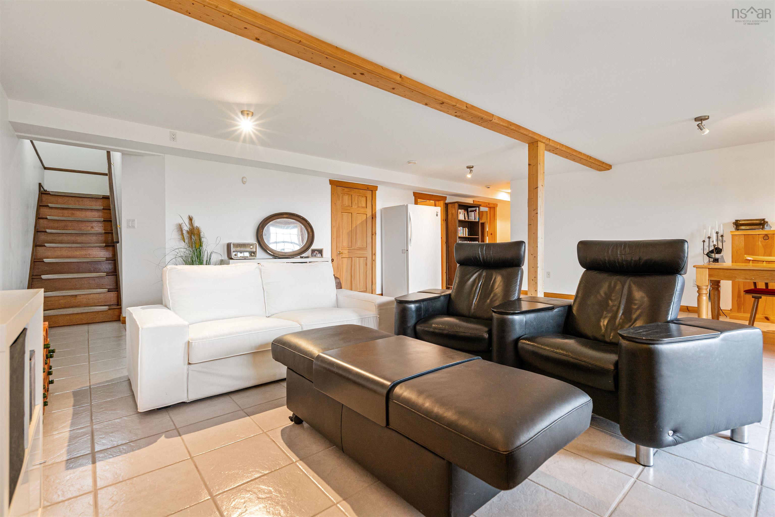 $1,200,000.00: 923 Soldiers Cove Road, Lewis Cove Road