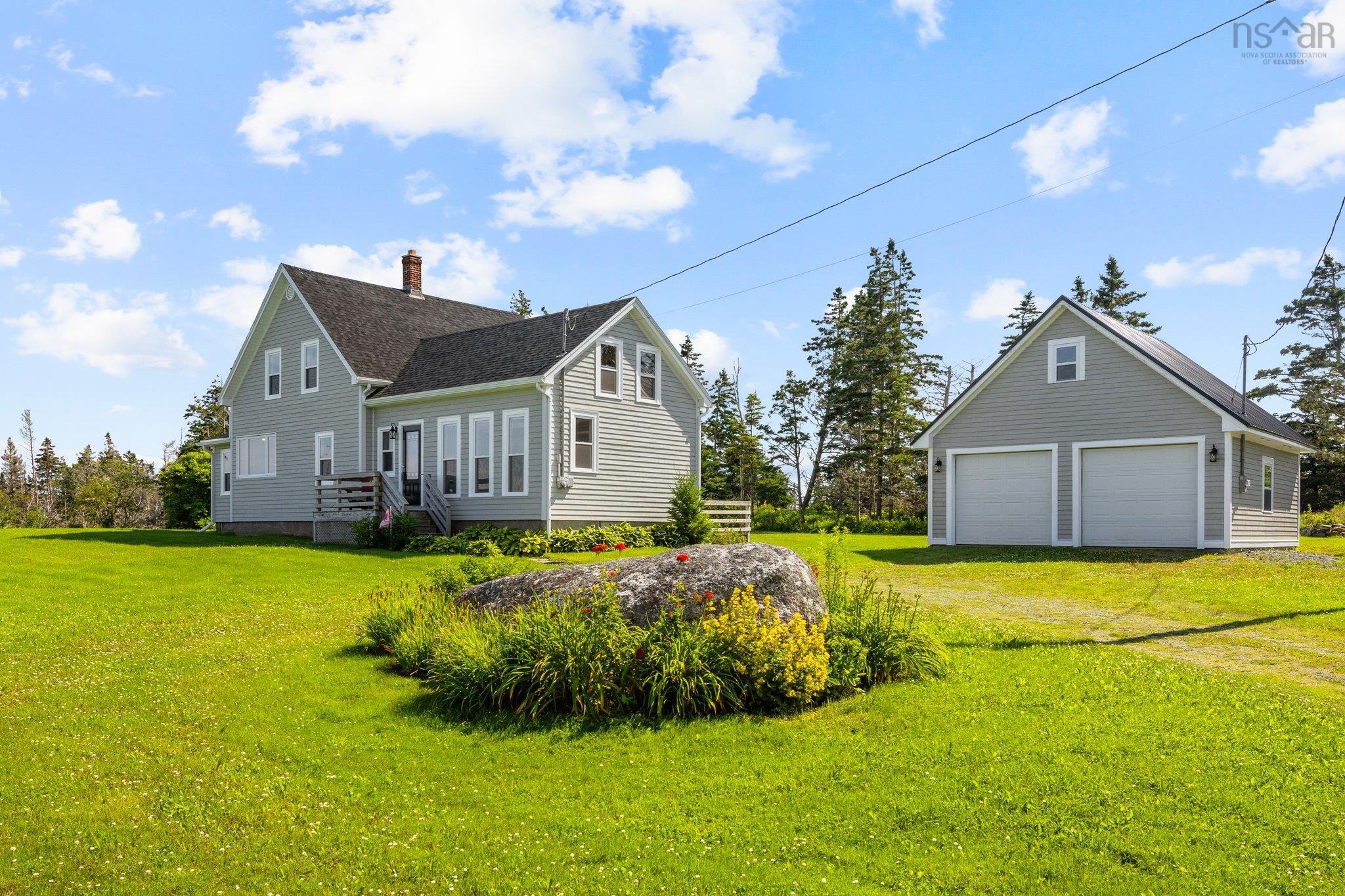 $547,000.00: 172 Lintlops Road, Murphy Cove